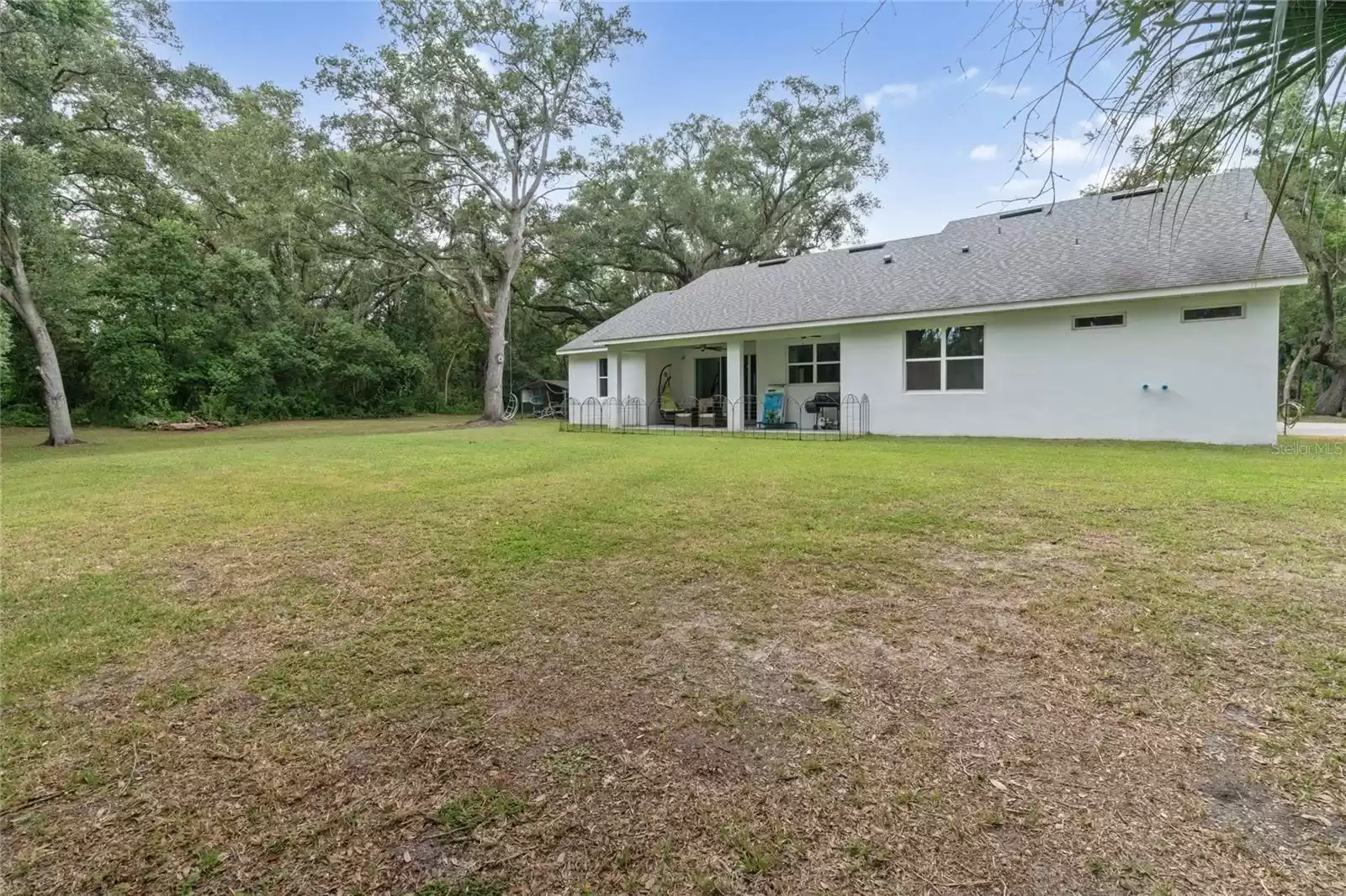 1136 BRICK RD, WINTER GARDEN, Florida 34787, 3 Bedrooms Bedrooms, ,2 BathroomsBathrooms,Residential,For Sale,BRICK RD,MFRG5085815