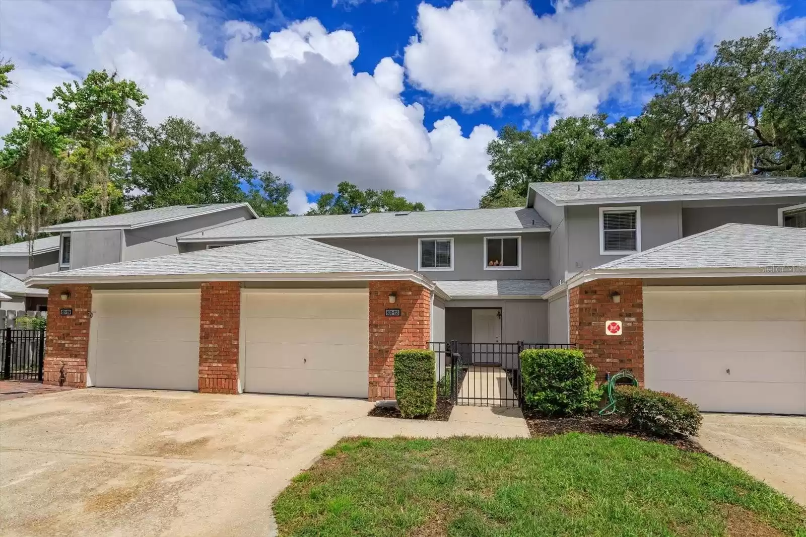 631 LAUREL OAK LANE, ALTAMONTE SPRINGS, Florida 32701, 3 Bedrooms Bedrooms, ,2 BathroomsBathrooms,Residential,For Sale,LAUREL OAK,MFRO6235535