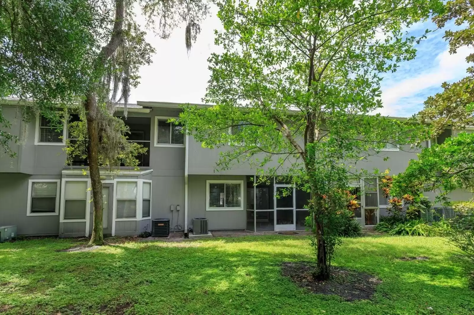 631 LAUREL OAK LANE, ALTAMONTE SPRINGS, Florida 32701, 3 Bedrooms Bedrooms, ,2 BathroomsBathrooms,Residential,For Sale,LAUREL OAK,MFRO6235535