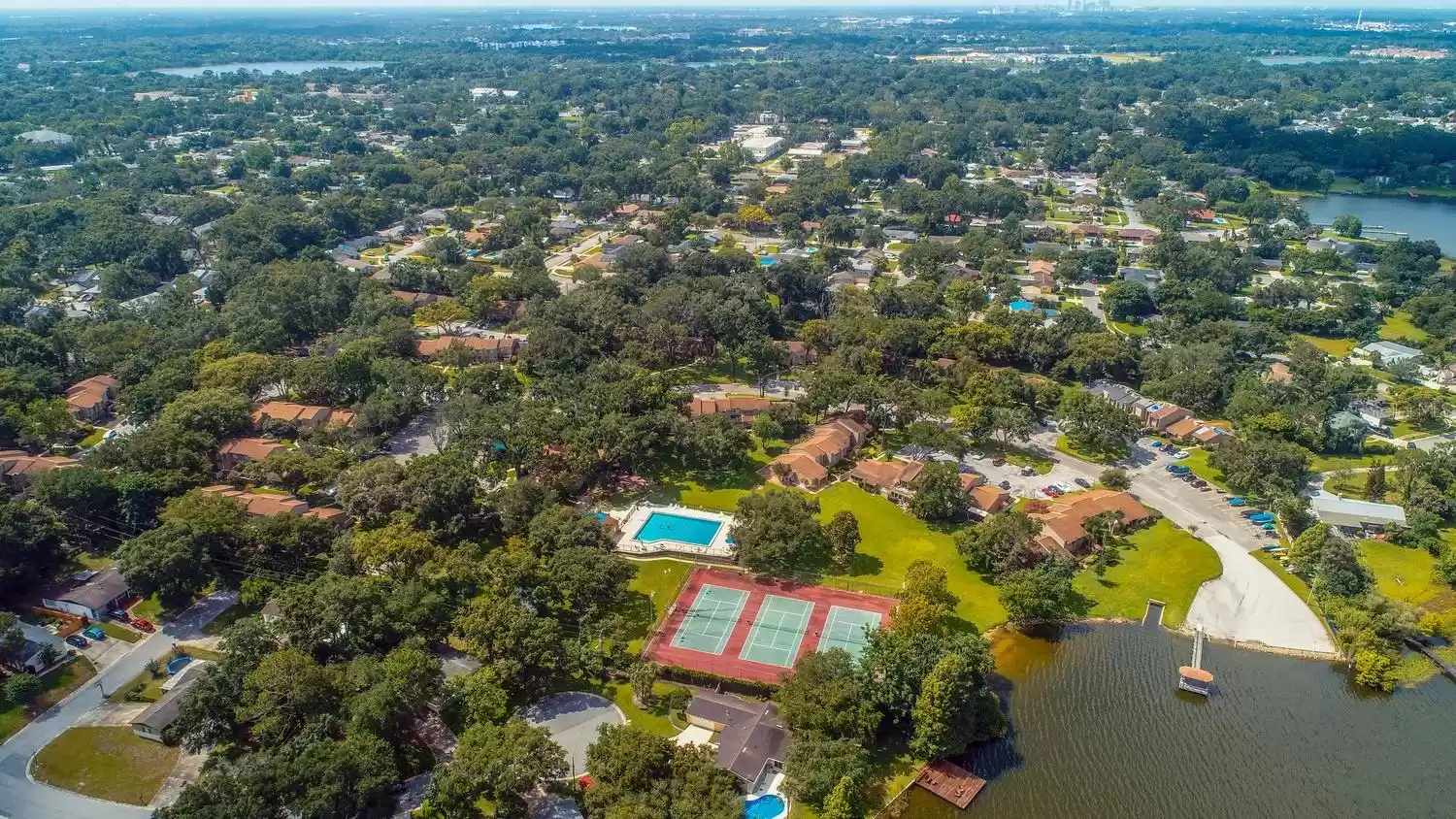 631 LAUREL OAK LANE, ALTAMONTE SPRINGS, Florida 32701, 3 Bedrooms Bedrooms, ,2 BathroomsBathrooms,Residential,For Sale,LAUREL OAK,MFRO6235535