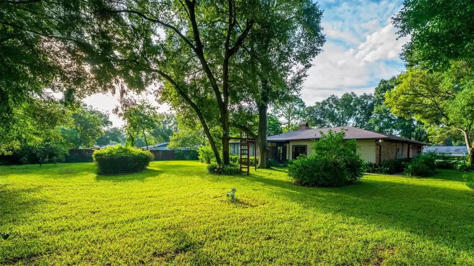 202 BEDFORD ROAD, ALTAMONTE SPRINGS, Florida 32714, 4 Bedrooms Bedrooms, ,3 BathroomsBathrooms,Residential,For Sale,BEDFORD,MFRO6237612