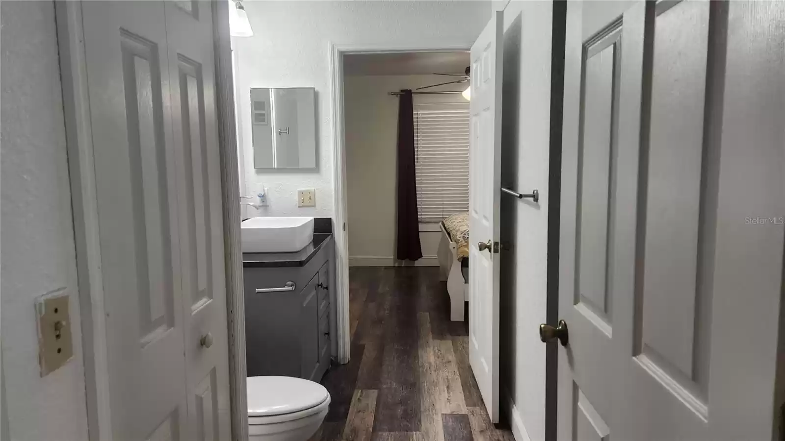 2nd Bathroom