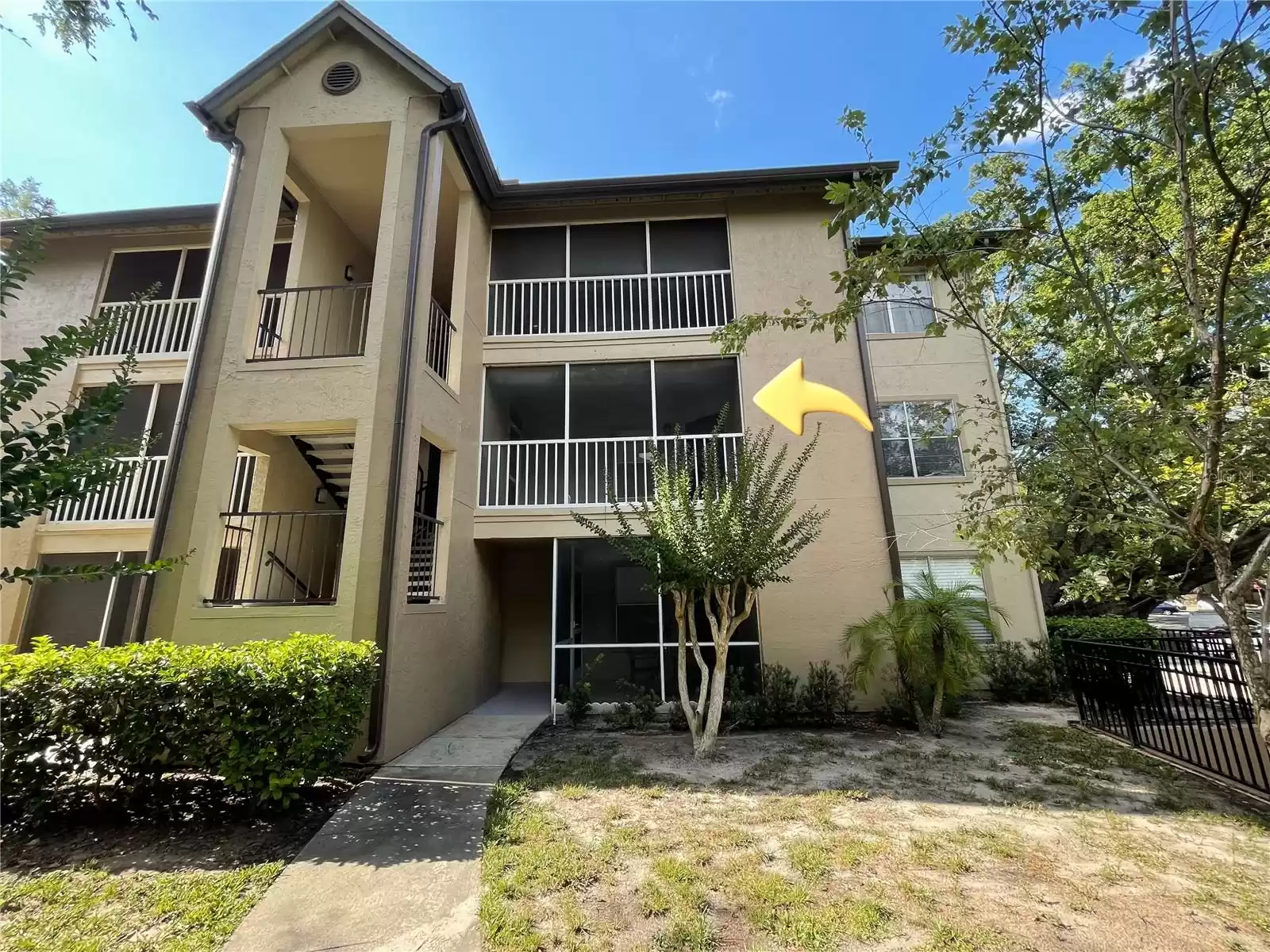 625 DORY LANE, ALTAMONTE SPRINGS, Florida 32714, 1 Bedroom Bedrooms, ,1 BathroomBathrooms,Residential,For Sale,DORY,MFRO6238029