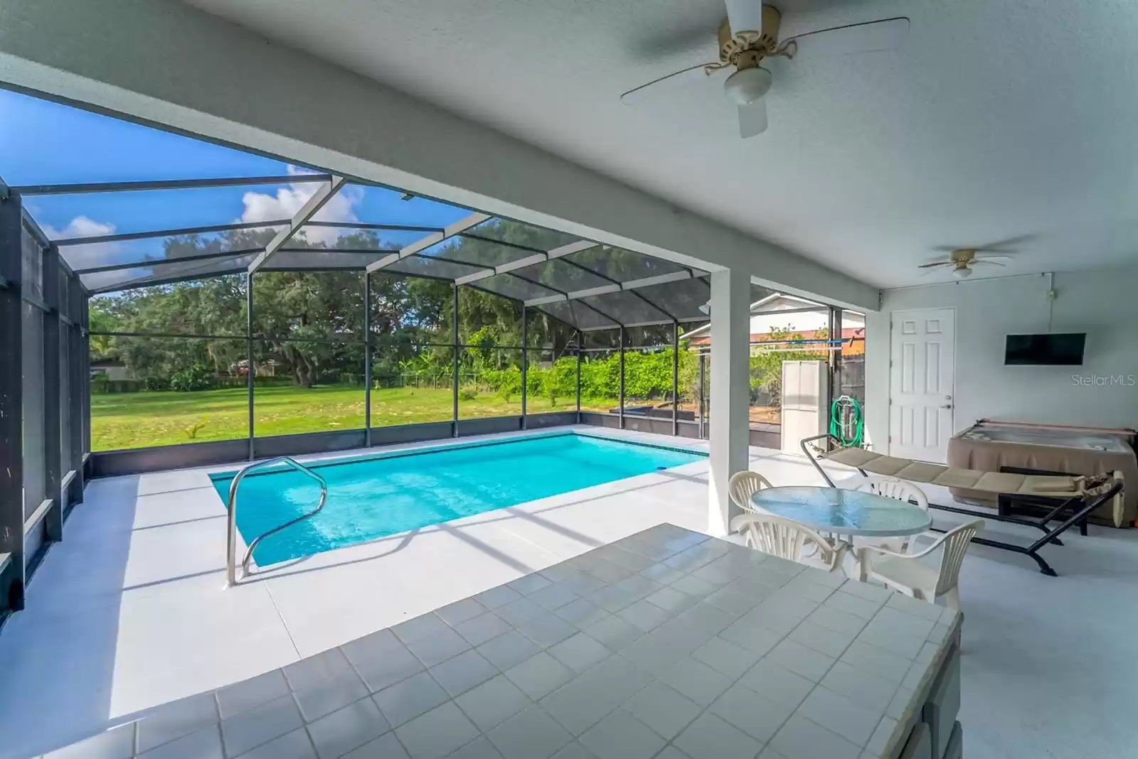 17572 DAVENPORT ROAD, WINTER GARDEN, Florida 34787, 4 Bedrooms Bedrooms, ,4 BathroomsBathrooms,Residential,For Sale,DAVENPORT,MFRO6238080