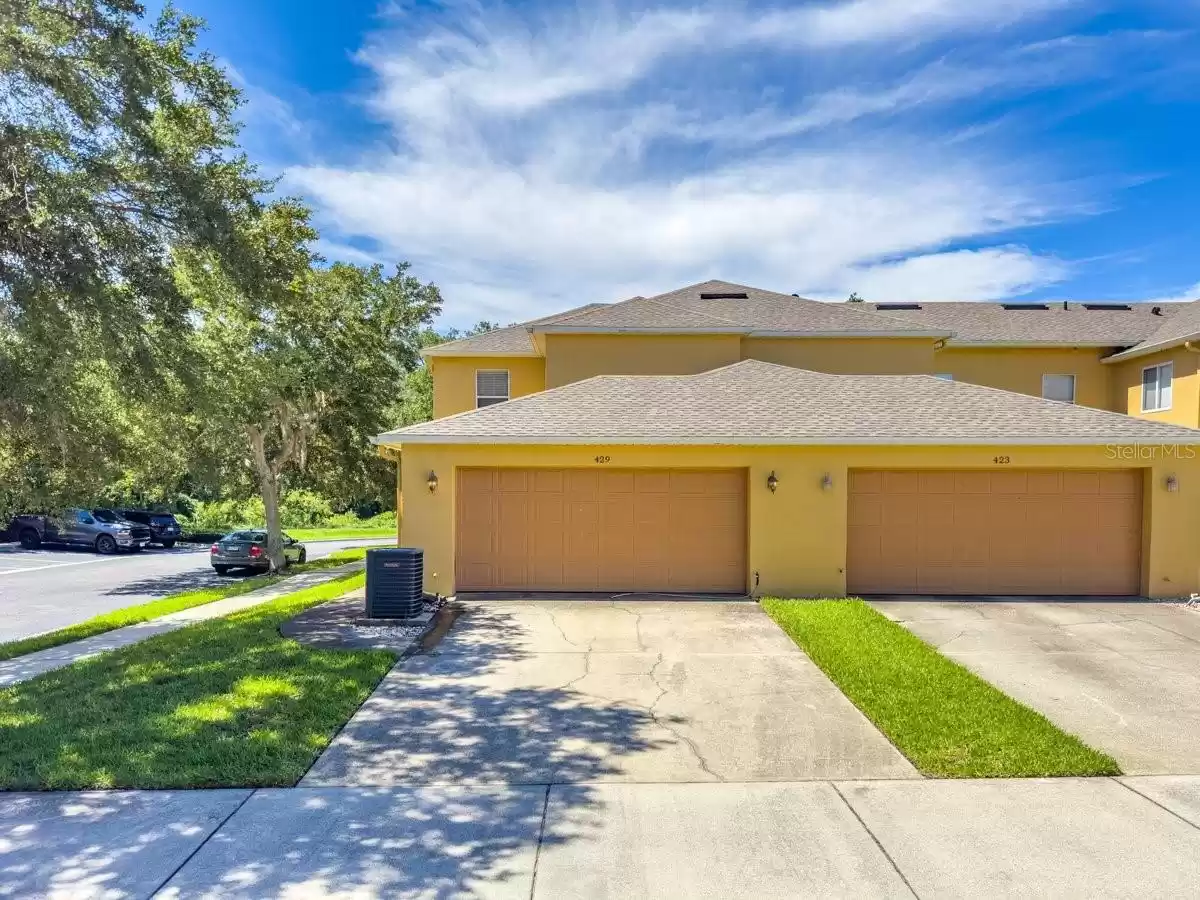 429 WINTER NELLIS CIRCLE, WINTER GARDEN, Florida 34787, 3 Bedrooms Bedrooms, ,2 BathroomsBathrooms,Residential,For Sale,WINTER NELLIS,MFRS5107204