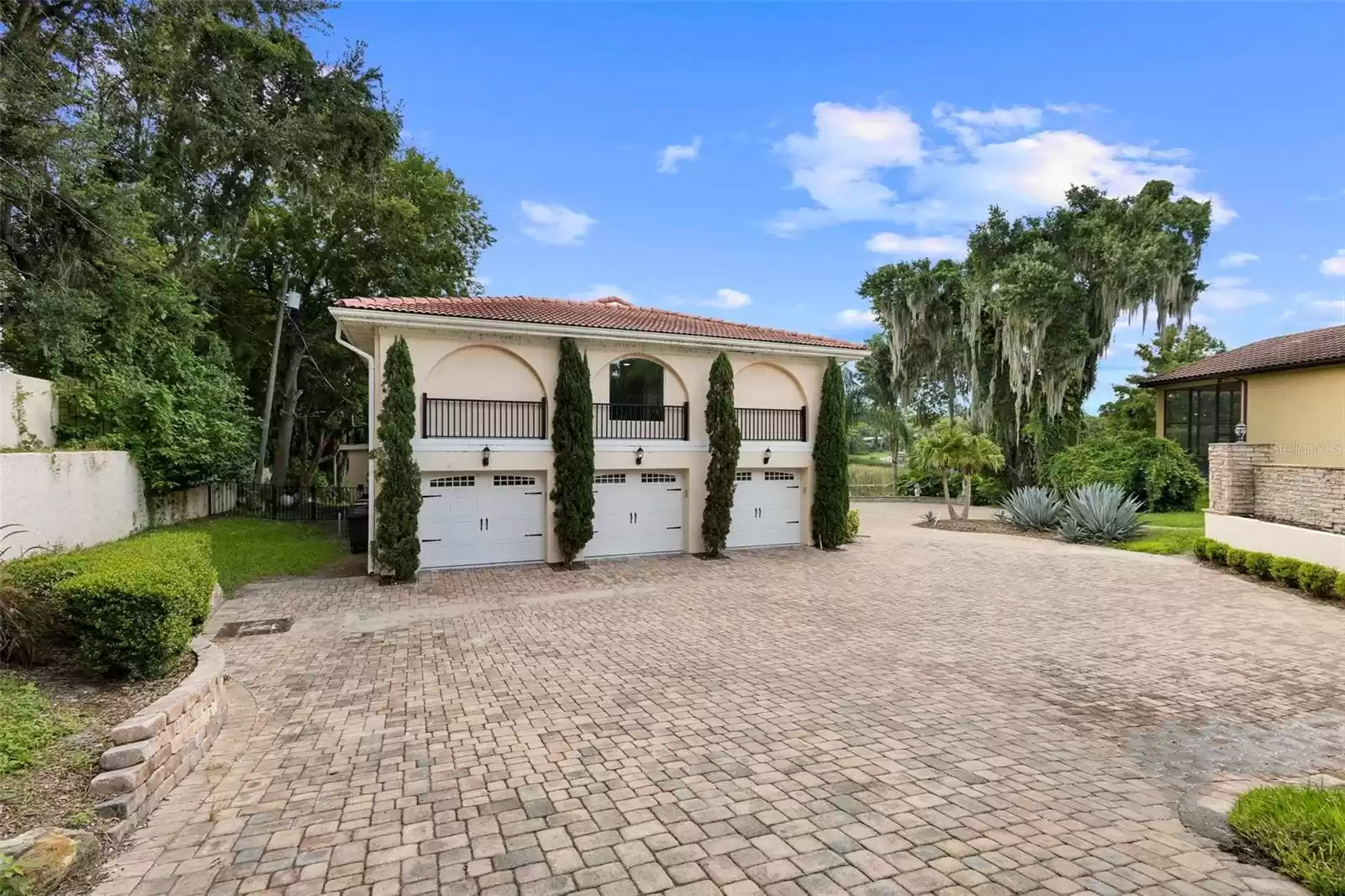 201 TRANQUILITY COVE, ALTAMONTE SPRINGS, Florida 32701, 7 Bedrooms Bedrooms, ,5 BathroomsBathrooms,Residential,For Sale,TRANQUILITY,MFRO6220472