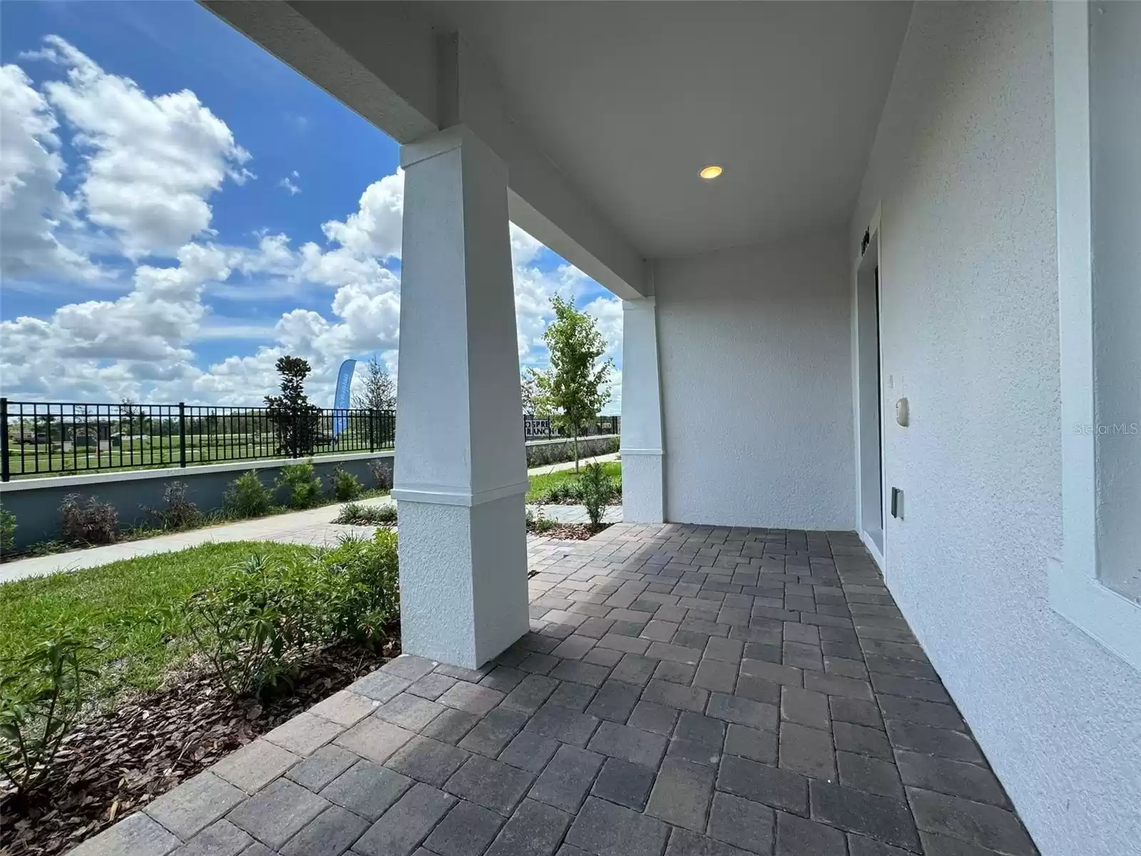 14996 WINDFLOWER ALLEY, WINTER GARDEN, Florida 34787, 3 Bedrooms Bedrooms, ,2 BathroomsBathrooms,Residential Lease,For Rent,WINDFLOWER,MFRO6237192