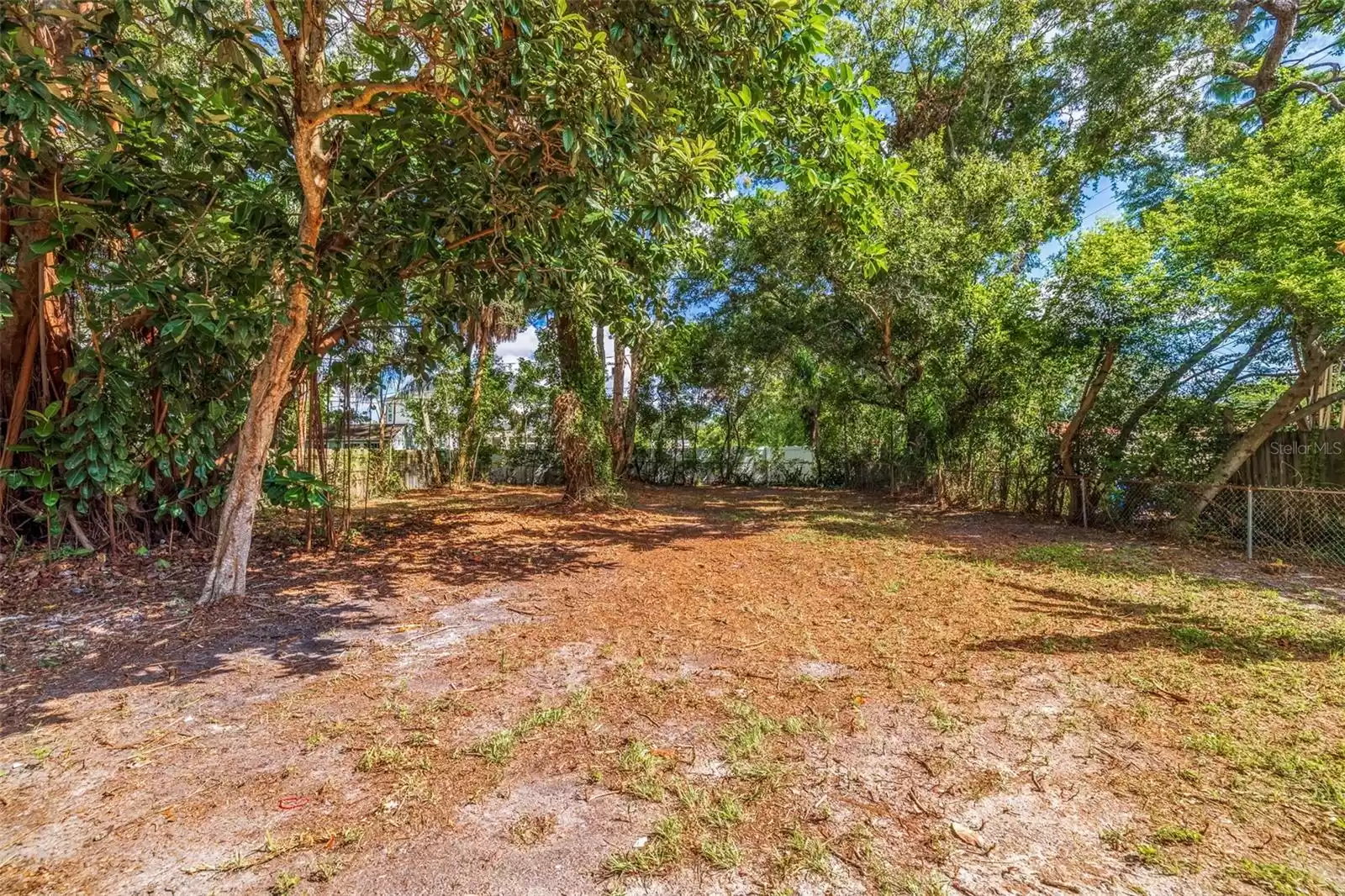 2045 50TH AVENUE, SAINT PETERSBURG, Florida 33714, 2 Bedrooms Bedrooms, ,1 BathroomBathrooms,Residential,For Sale,50TH,MFRTB8300348