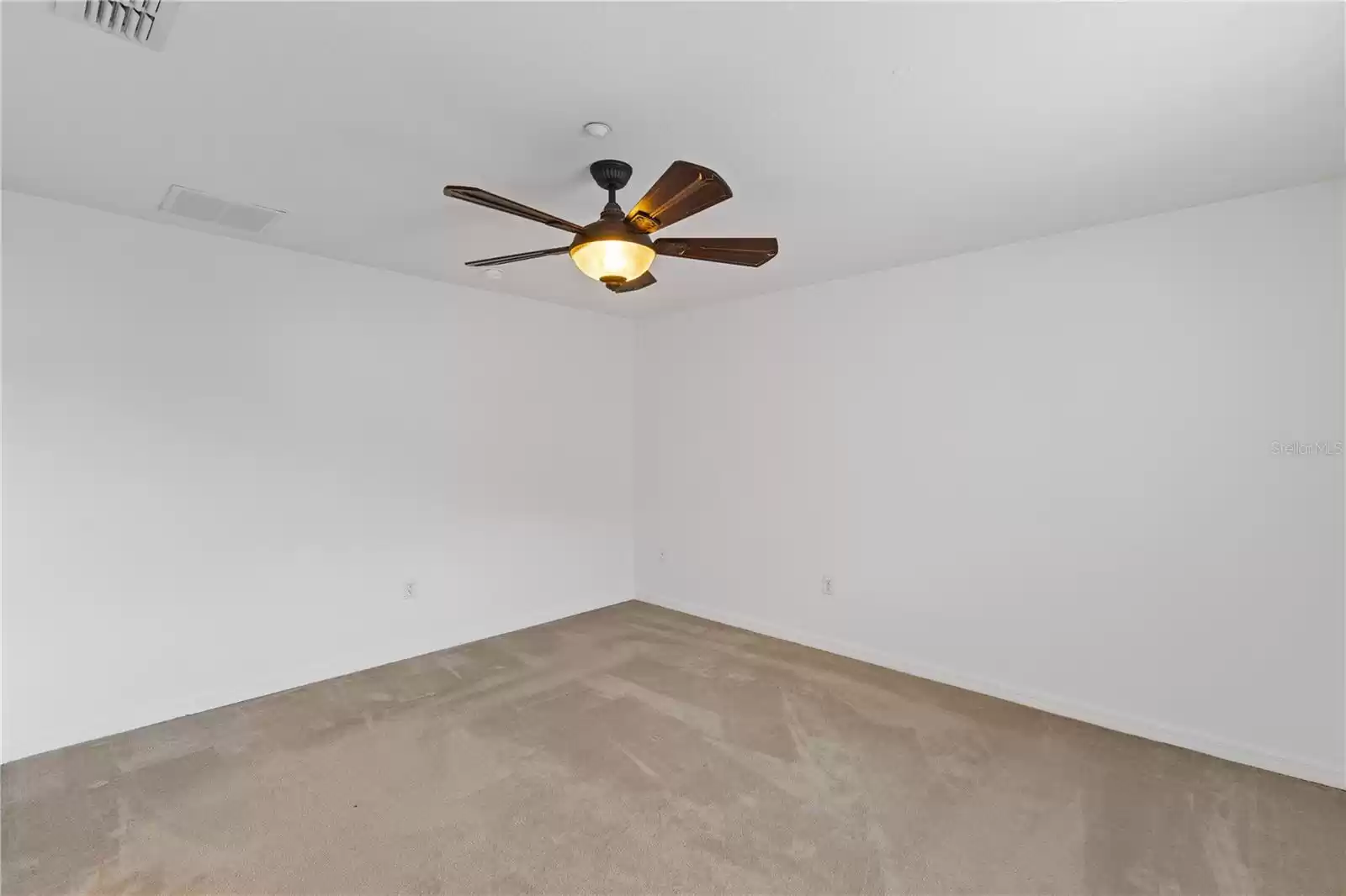 447 WINTER NELLIS CIRCLE, WINTER GARDEN, Florida 34787, 2 Bedrooms Bedrooms, ,2 BathroomsBathrooms,Residential,For Sale,WINTER NELLIS,MFRO6236985