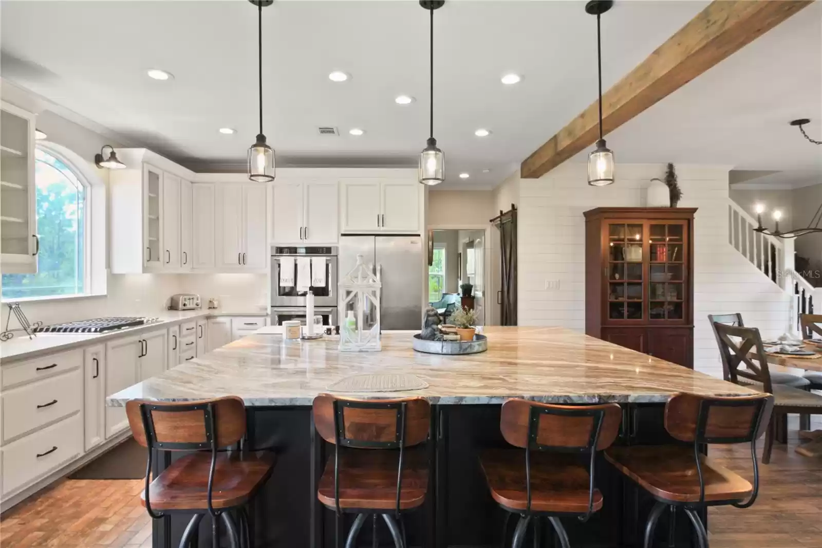 Breakfast Bar in Kitchen