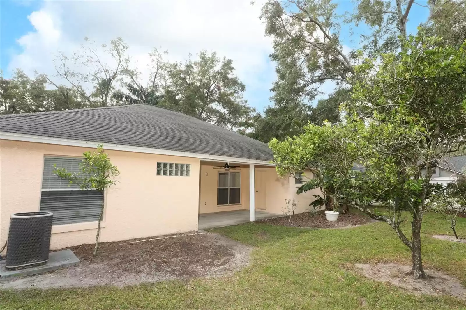 1371 DUTCH ELM DRIVE, ALTAMONTE SPRINGS, Florida 32714, 3 Bedrooms Bedrooms, ,2 BathroomsBathrooms,Residential,For Sale,DUTCH ELM,MFRO6201745