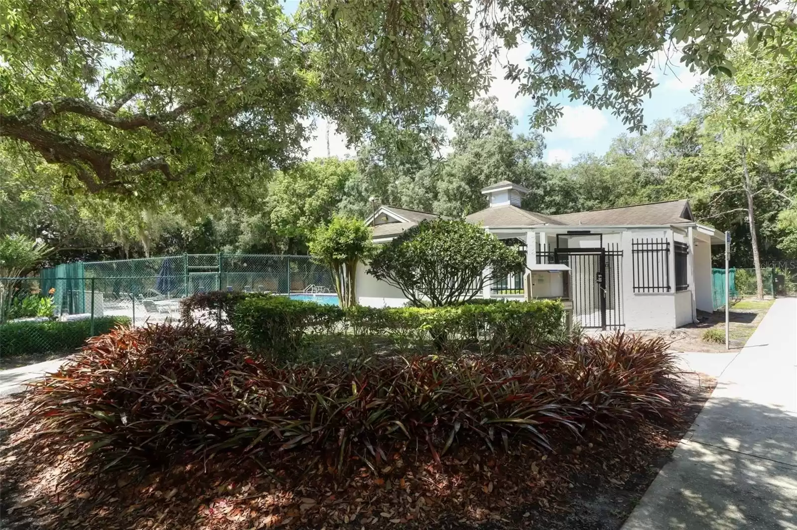 1371 DUTCH ELM DRIVE, ALTAMONTE SPRINGS, Florida 32714, 3 Bedrooms Bedrooms, ,2 BathroomsBathrooms,Residential,For Sale,DUTCH ELM,MFRO6201745