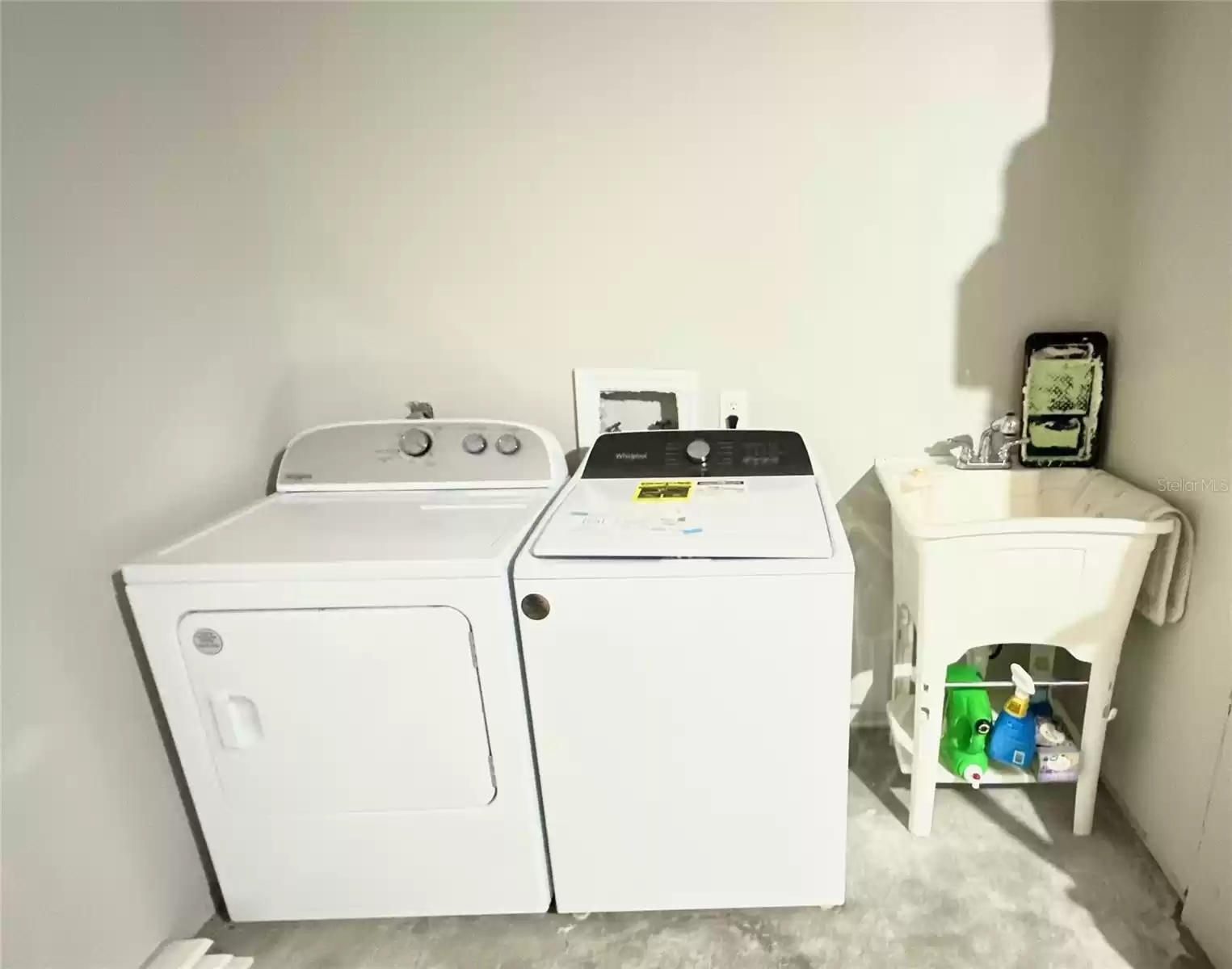 Garage Laundry with utility sink