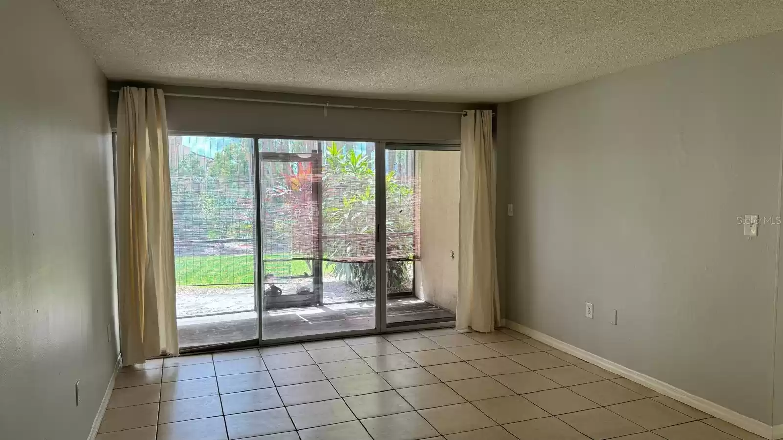 588 ORANGE DRIVE, ALTAMONTE SPRINGS, Florida 32701, 1 Bedroom Bedrooms, ,1 BathroomBathrooms,Residential Lease,For Rent,ORANGE,MFRO6237546