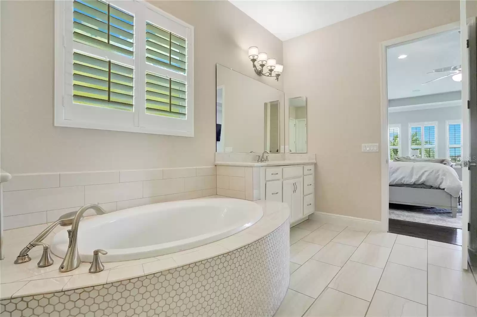 15144 SHONAN GOLD DRIVE, WINTER GARDEN, Florida 34787, 4 Bedrooms Bedrooms, ,5 BathroomsBathrooms,Residential,For Sale,SHONAN GOLD,MFRO6219561