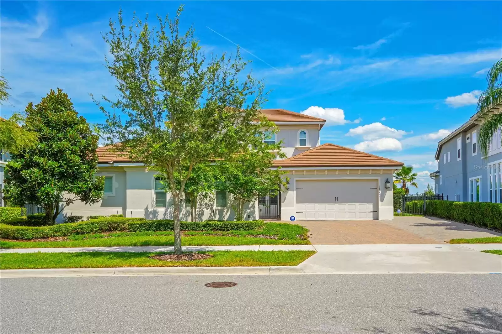 15144 SHONAN GOLD DRIVE, WINTER GARDEN, Florida 34787, 4 Bedrooms Bedrooms, ,5 BathroomsBathrooms,Residential,For Sale,SHONAN GOLD,MFRO6219561