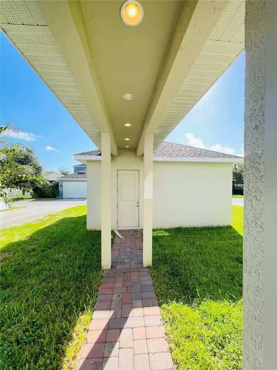 7237 SUMMERLAKE GROVES STREET, WINTER GARDEN, Florida 34787, 4 Bedrooms Bedrooms, ,3 BathroomsBathrooms,Residential Lease,For Rent,SUMMERLAKE GROVES,MFRO6241191