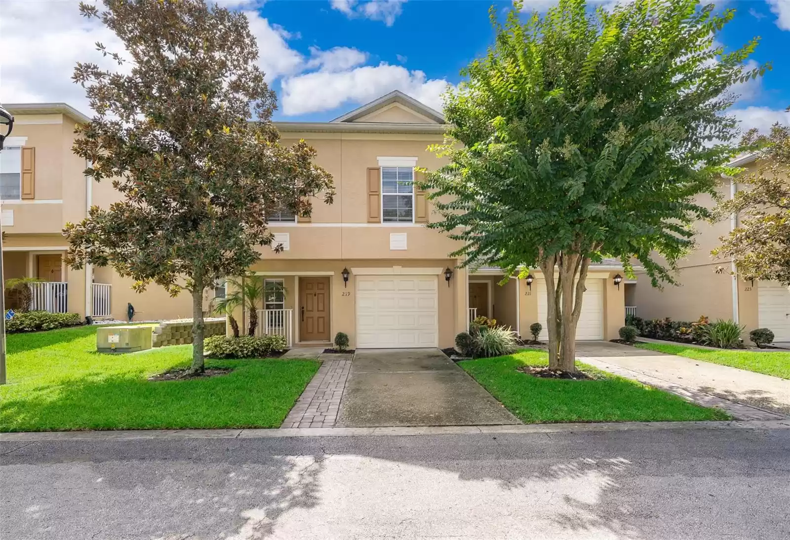 219 STERLING SPRINGS LANE, ALTAMONTE SPRINGS, Florida 32714, 3 Bedrooms Bedrooms, ,2 BathroomsBathrooms,Residential,For Sale,STERLING SPRINGS,MFRO6239871