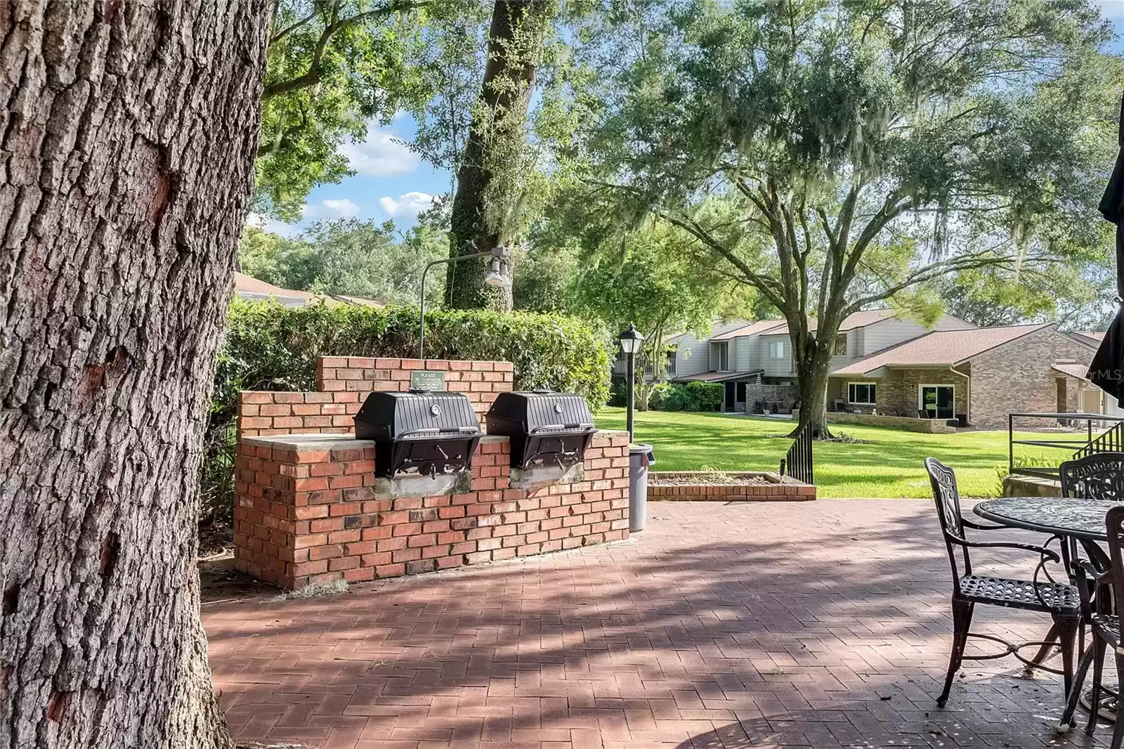 670 POST OAK CIRCLE, ALTAMONTE SPRINGS, Florida 32701, 3 Bedrooms Bedrooms, ,2 BathroomsBathrooms,Residential,For Sale,POST OAK,MFRO6240436