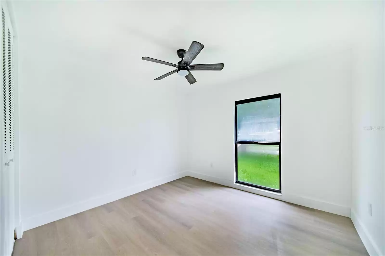 Primary Bedroom with walk in closet