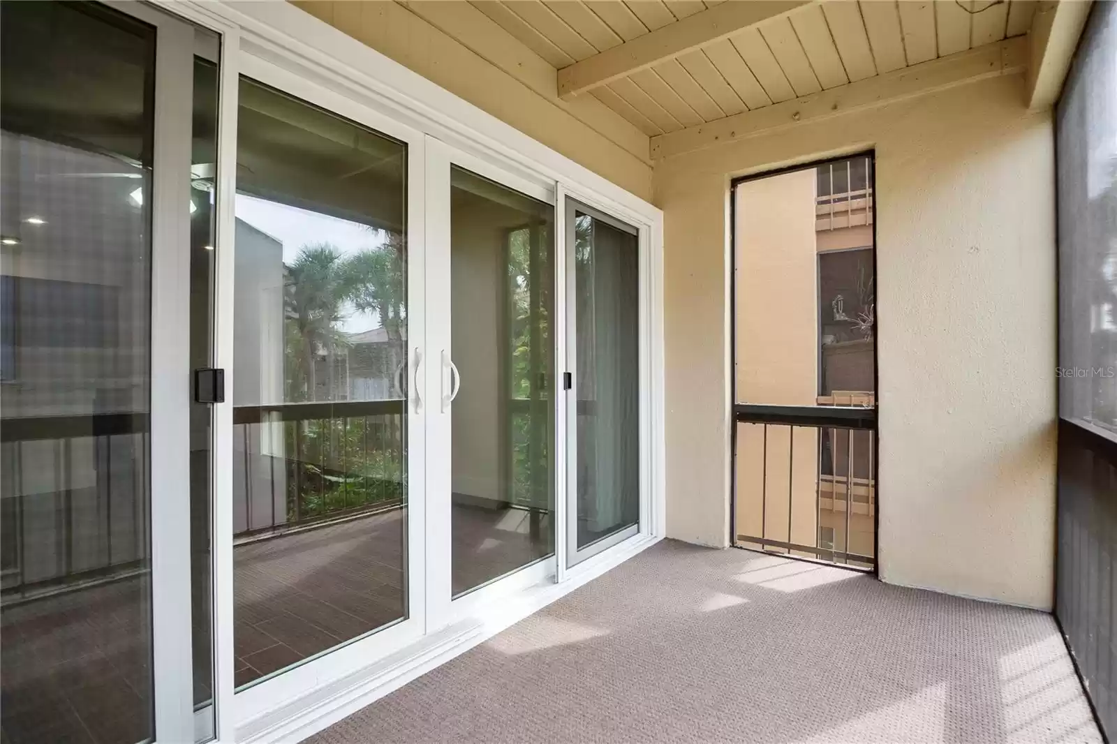 586 ORANGE DRIVE, ALTAMONTE SPRINGS, Florida 32701, 1 Bedroom Bedrooms, ,1 BathroomBathrooms,Residential,For Sale,ORANGE,MFRG5086865