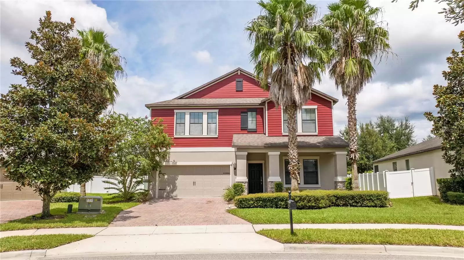 1934 PANTHEON DRIVE, WINTER GARDEN, Florida 34787, 5 Bedrooms Bedrooms, ,3 BathroomsBathrooms,Residential,For Sale,PANTHEON,MFRO6241507