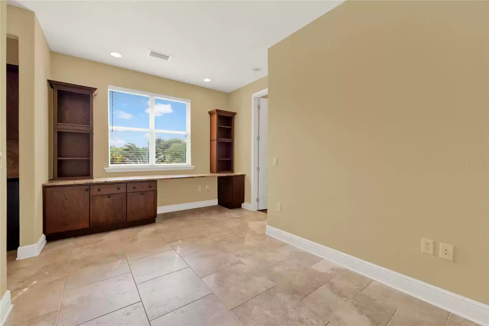 Upstairs Bonus Room