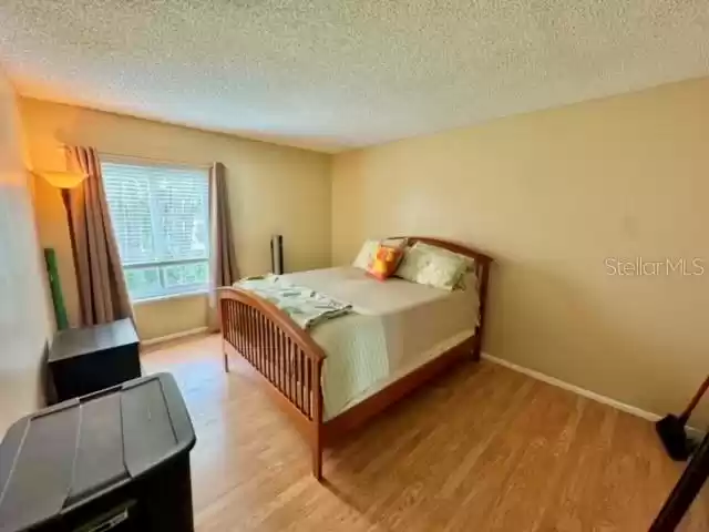 588 ORANGE DRIVE, ALTAMONTE SPRINGS, Florida 32701, 1 Bedroom Bedrooms, ,1 BathroomBathrooms,Residential,For Sale,ORANGE,MFRO6241469