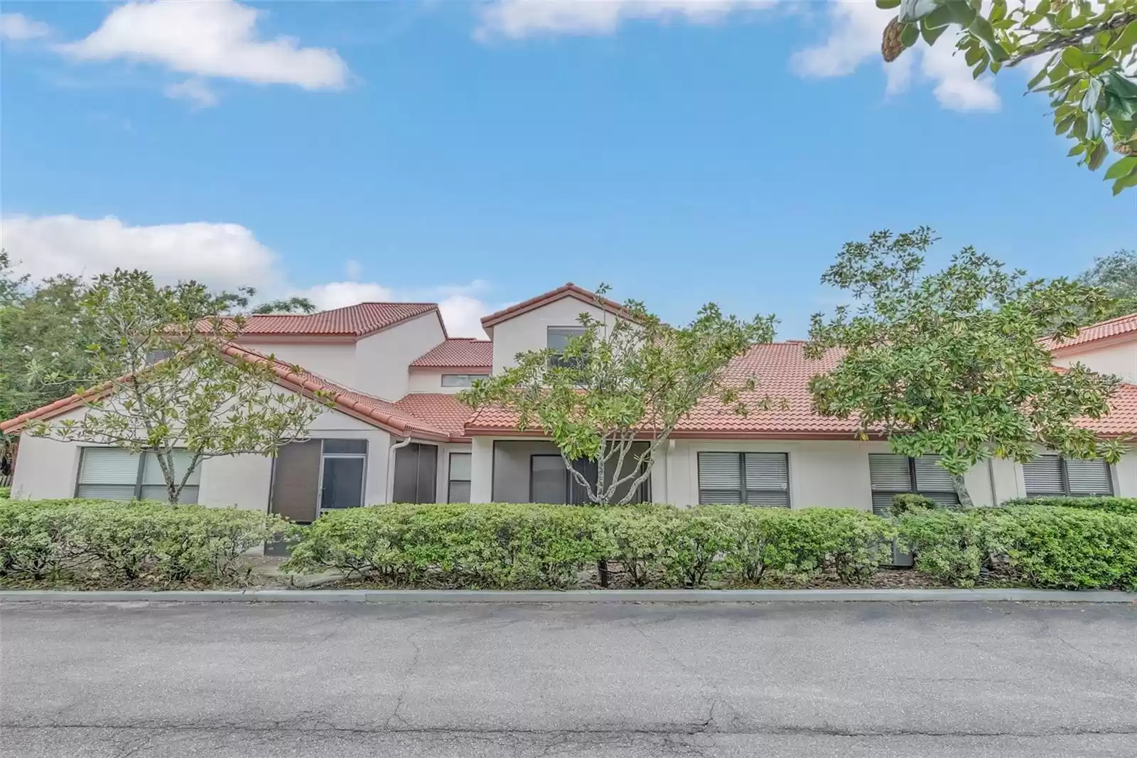 520 VIA VERONA LANE, ALTAMONTE SPRINGS, Florida 32714, 2 Bedrooms Bedrooms, ,2 BathroomsBathrooms,Residential,For Sale,VIA VERONA,MFRTB8300678