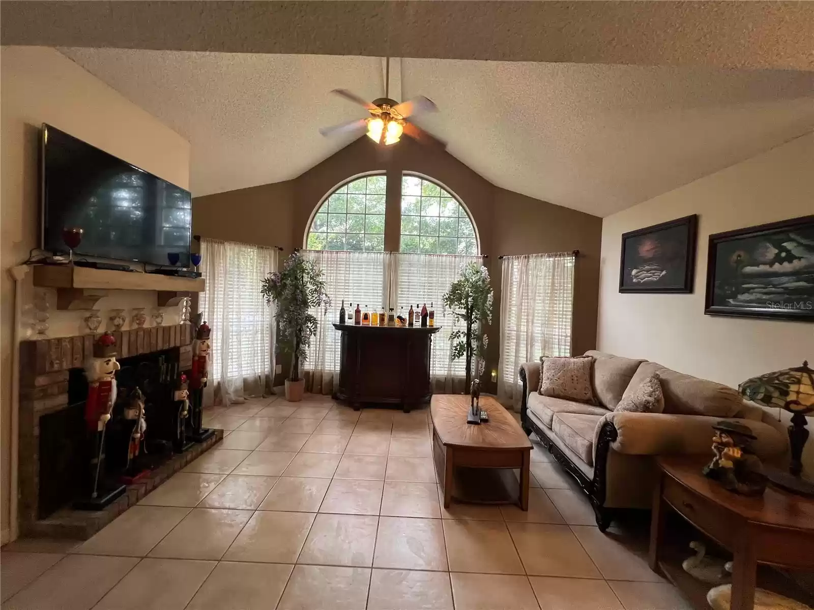 575 BLOOMINGTON COURT, ALTAMONTE SPRINGS, Florida 32714, 2 Bedrooms Bedrooms, ,2 BathroomsBathrooms,Residential,For Sale,BLOOMINGTON,MFRO6242277