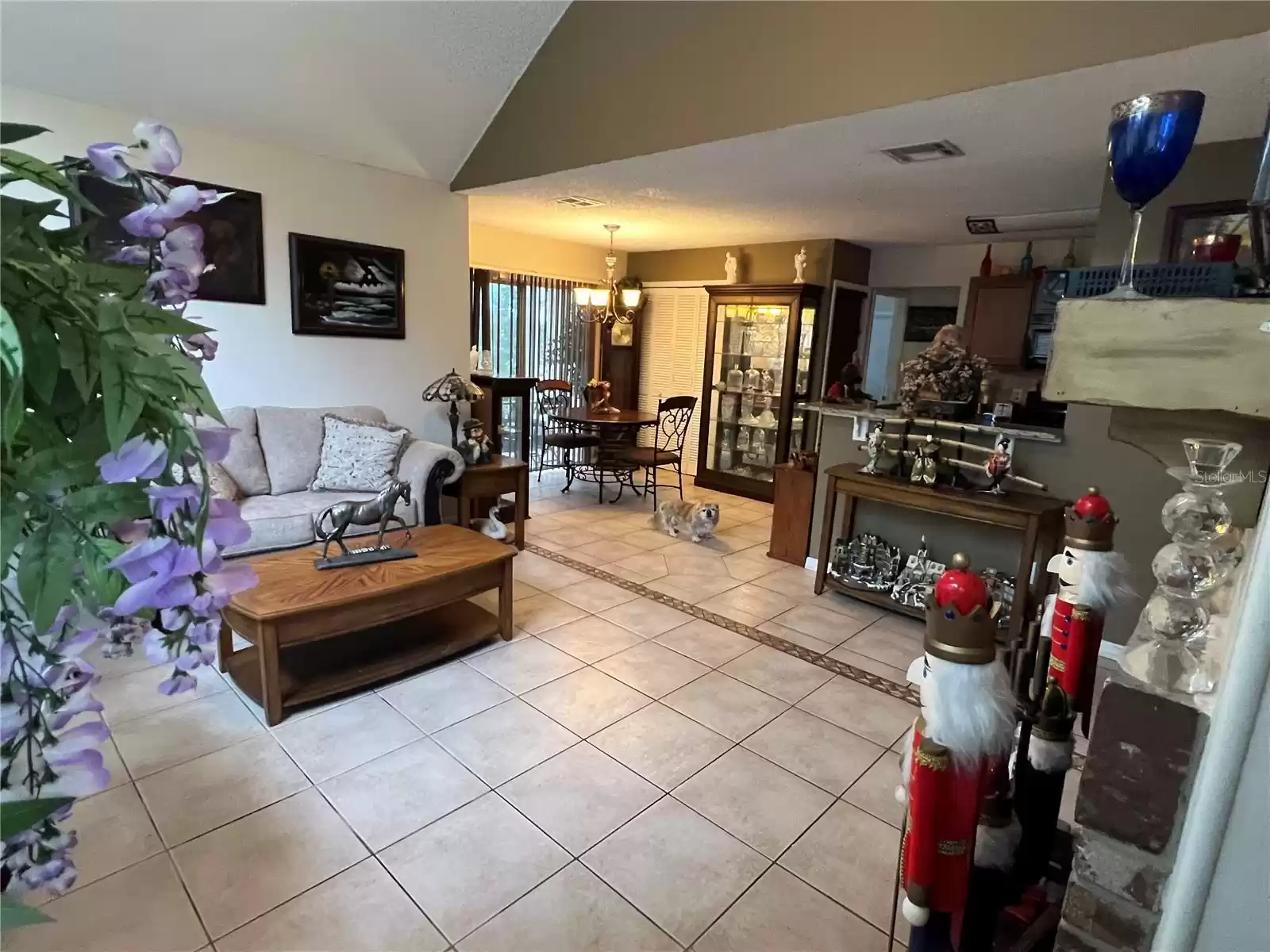 575 BLOOMINGTON COURT, ALTAMONTE SPRINGS, Florida 32714, 2 Bedrooms Bedrooms, ,2 BathroomsBathrooms,Residential,For Sale,BLOOMINGTON,MFRO6242277