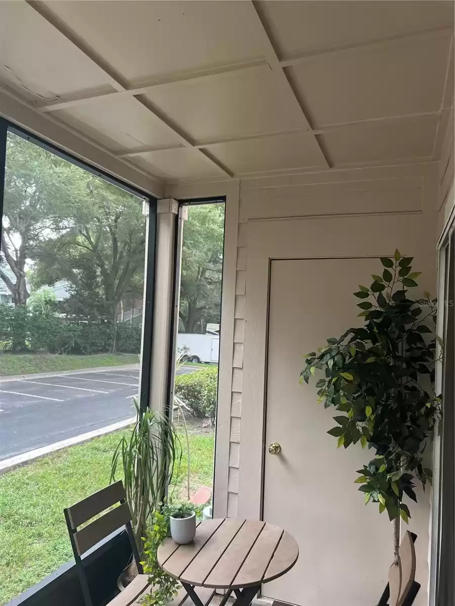 575 BLOOMINGTON COURT, ALTAMONTE SPRINGS, Florida 32714, 2 Bedrooms Bedrooms, ,2 BathroomsBathrooms,Residential,For Sale,BLOOMINGTON,MFRO6242277