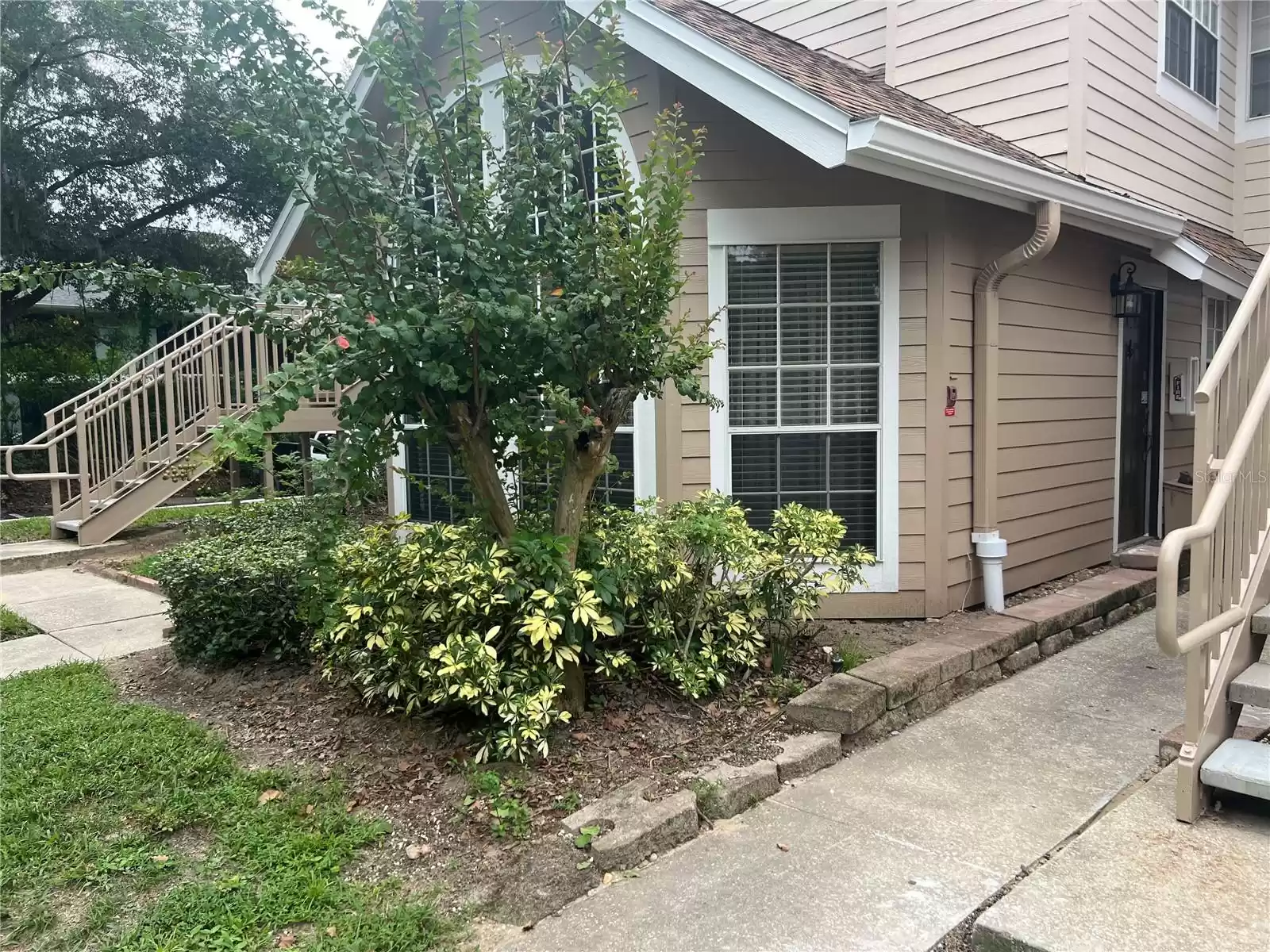 575 BLOOMINGTON COURT, ALTAMONTE SPRINGS, Florida 32714, 2 Bedrooms Bedrooms, ,2 BathroomsBathrooms,Residential,For Sale,BLOOMINGTON,MFRO6242277