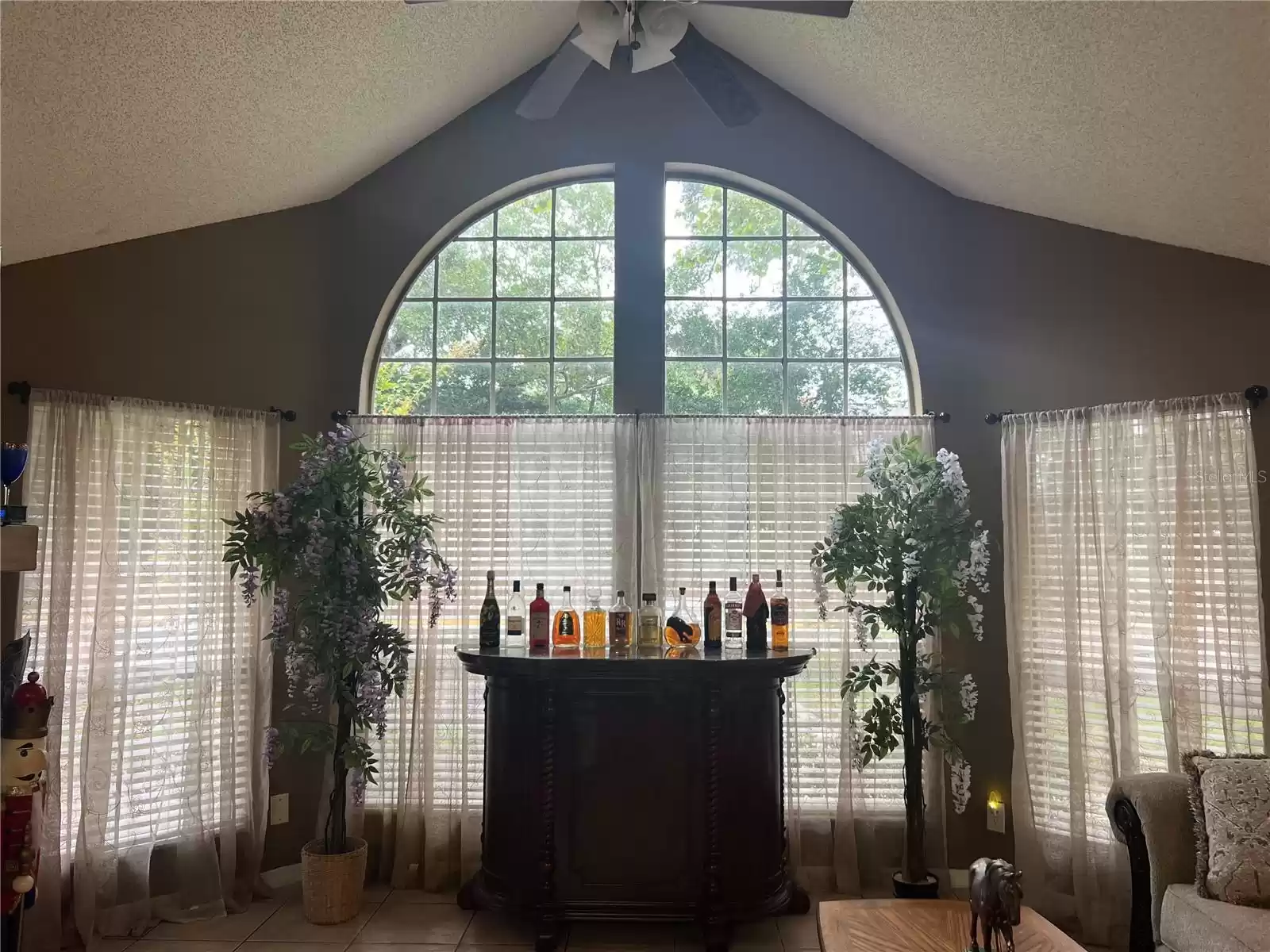 575 BLOOMINGTON COURT, ALTAMONTE SPRINGS, Florida 32714, 2 Bedrooms Bedrooms, ,2 BathroomsBathrooms,Residential,For Sale,BLOOMINGTON,MFRO6242277