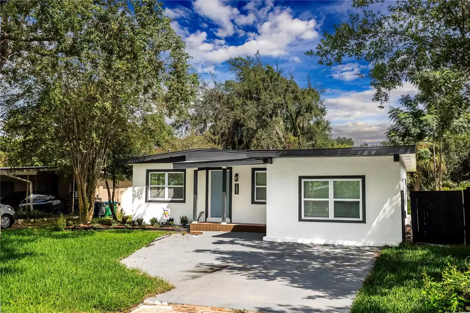 1847 AZALEA AVENUE, WINTER PARK, Florida 32789, 4 Bedrooms Bedrooms, ,2 BathroomsBathrooms,Residential,For Sale,AZALEA,MFRO6238372