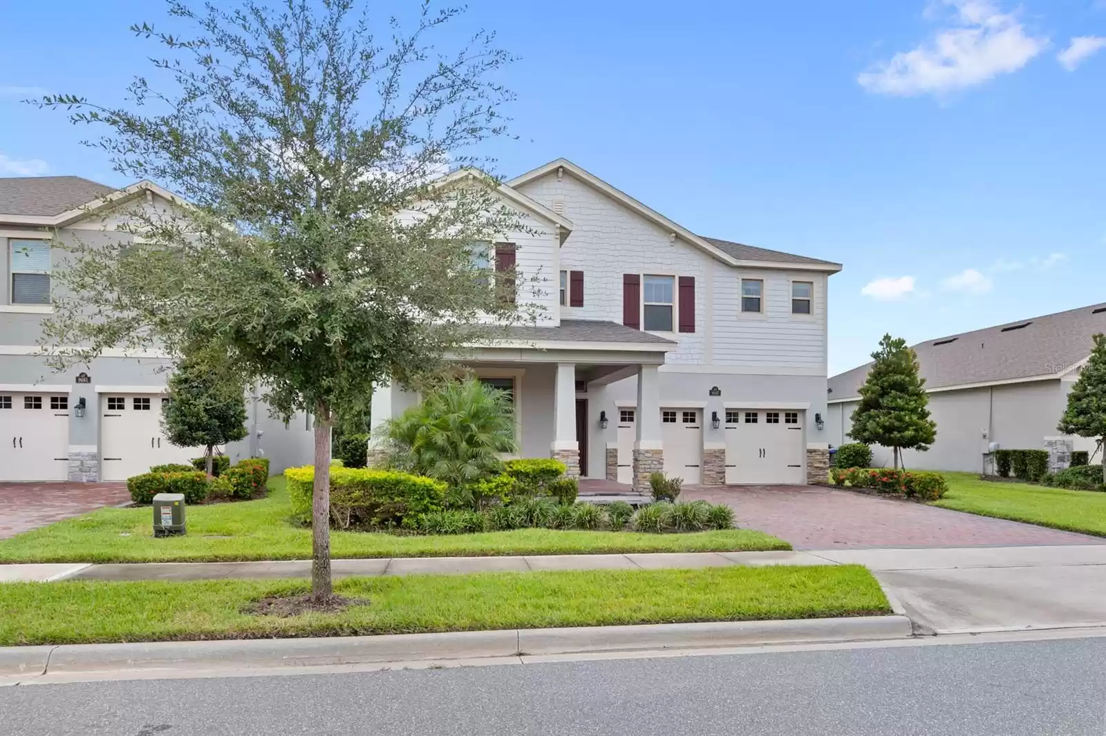 9687 LOST CREEK DRIVE, WINTER GARDEN, Florida 34787, 4 Bedrooms Bedrooms, ,3 BathroomsBathrooms,Residential,For Sale,LOST CREEK,MFRO6242114