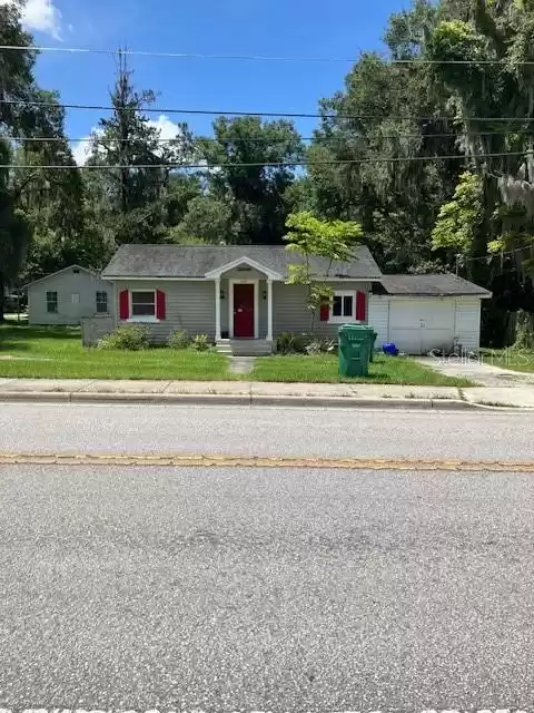 612 PLYMOUTH AVENUE, DELAND, Florida 32724, 2 Bedrooms Bedrooms, ,2 BathroomsBathrooms,Residential,For Sale,PLYMOUTH,MFRV4937455