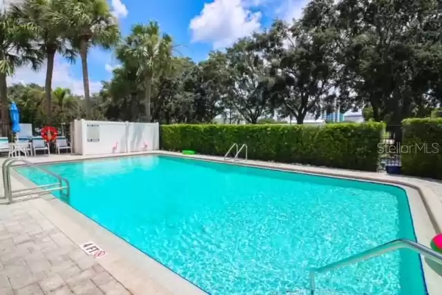 701 MIRROR LAKE DRIVE, SAINT PETERSBURG, Florida 33701, 2 Bedrooms Bedrooms, ,2 BathroomsBathrooms,Residential,For Sale,MIRROR LAKE,MFRTB8303627