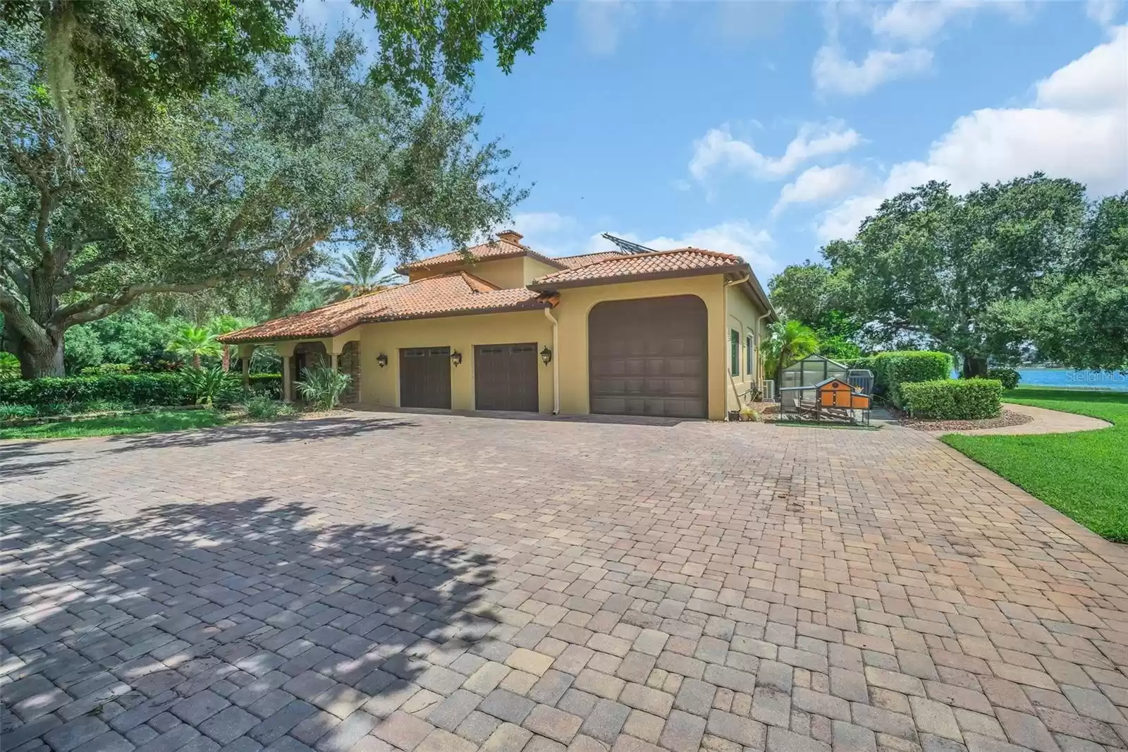 13352 LAGO VISTA DRIVE, WINTER GARDEN, Florida 34787, 5 Bedrooms Bedrooms, ,5 BathroomsBathrooms,Residential,For Sale,LAGO VISTA,MFRA4623624