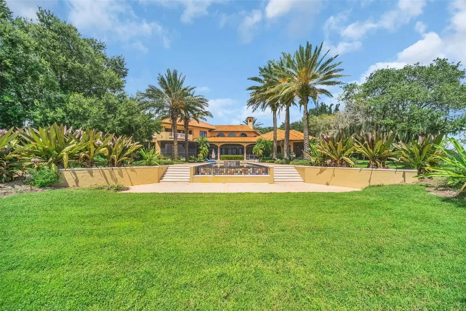 13352 LAGO VISTA DRIVE, WINTER GARDEN, Florida 34787, 5 Bedrooms Bedrooms, ,5 BathroomsBathrooms,Residential,For Sale,LAGO VISTA,MFRA4623624