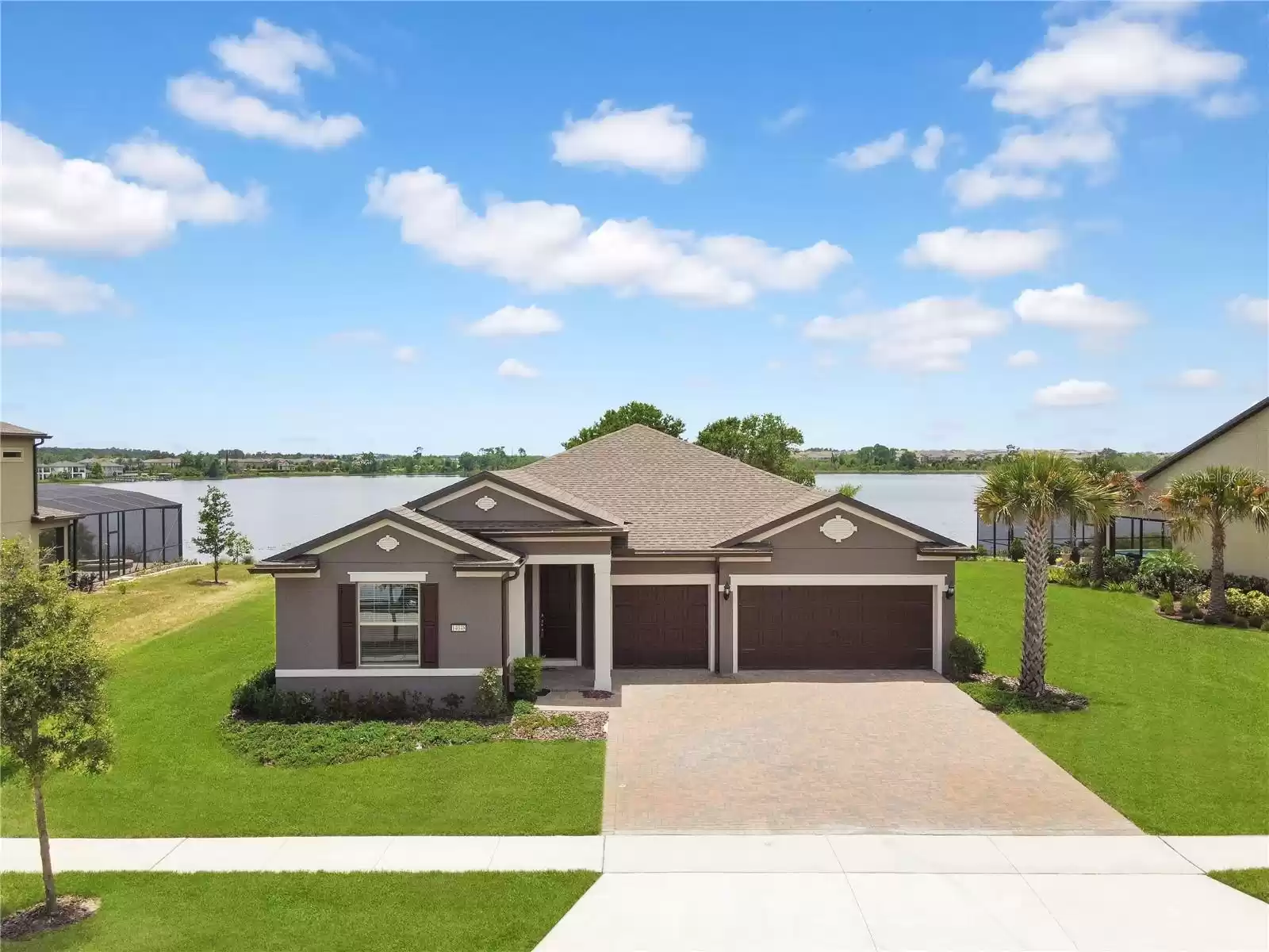 14048 LARKSPUR LAKE DRIVE, WINTER GARDEN, Florida 34787, 4 Bedrooms Bedrooms, ,3 BathroomsBathrooms,Residential,For Sale,LARKSPUR LAKE,MFRO6243096