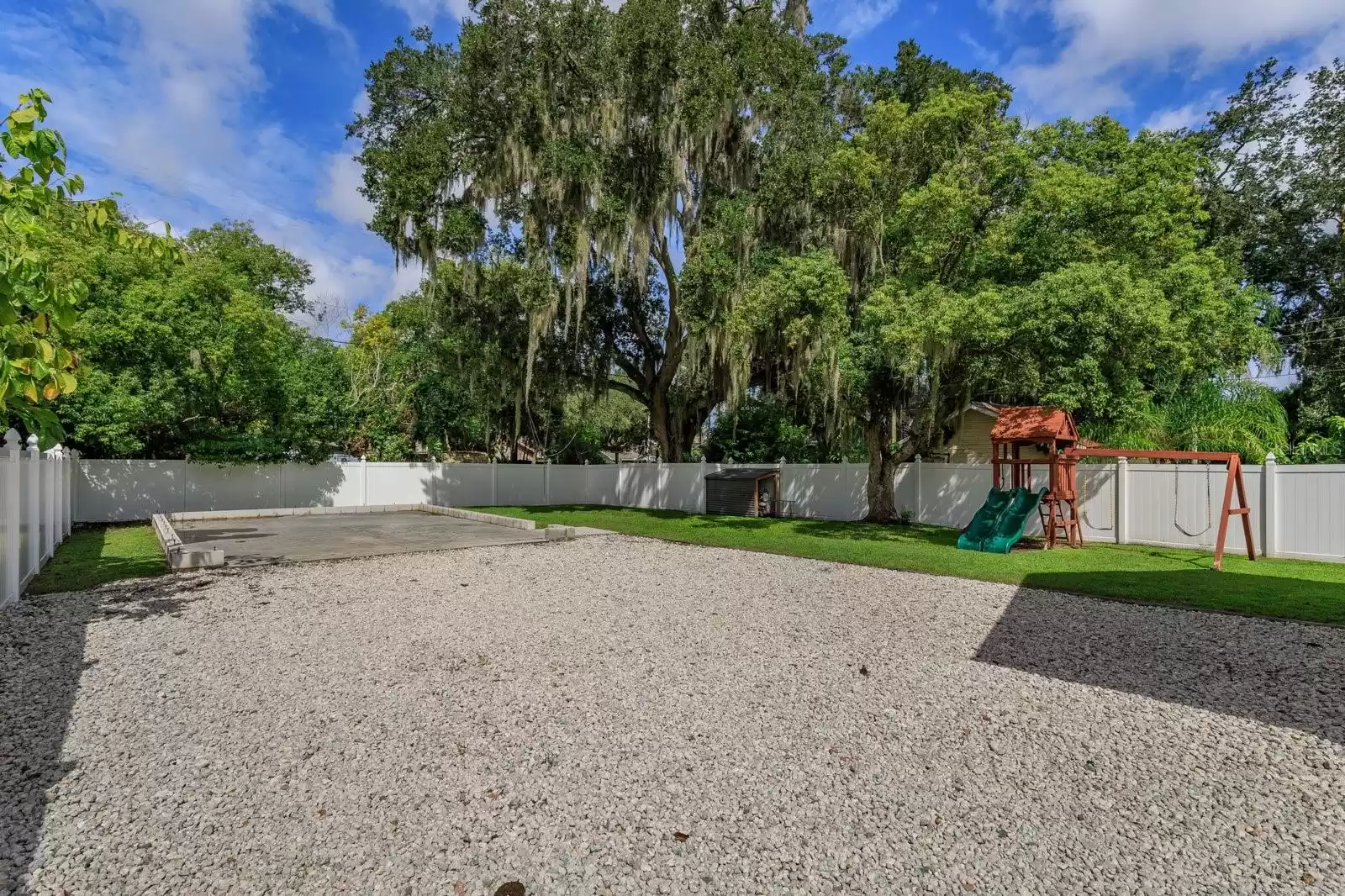 216 LAKEVIEW AVENUE, WINTER GARDEN, Florida 34787, 3 Bedrooms Bedrooms, ,3 BathroomsBathrooms,Residential,For Sale,LAKEVIEW,MFRO6241043