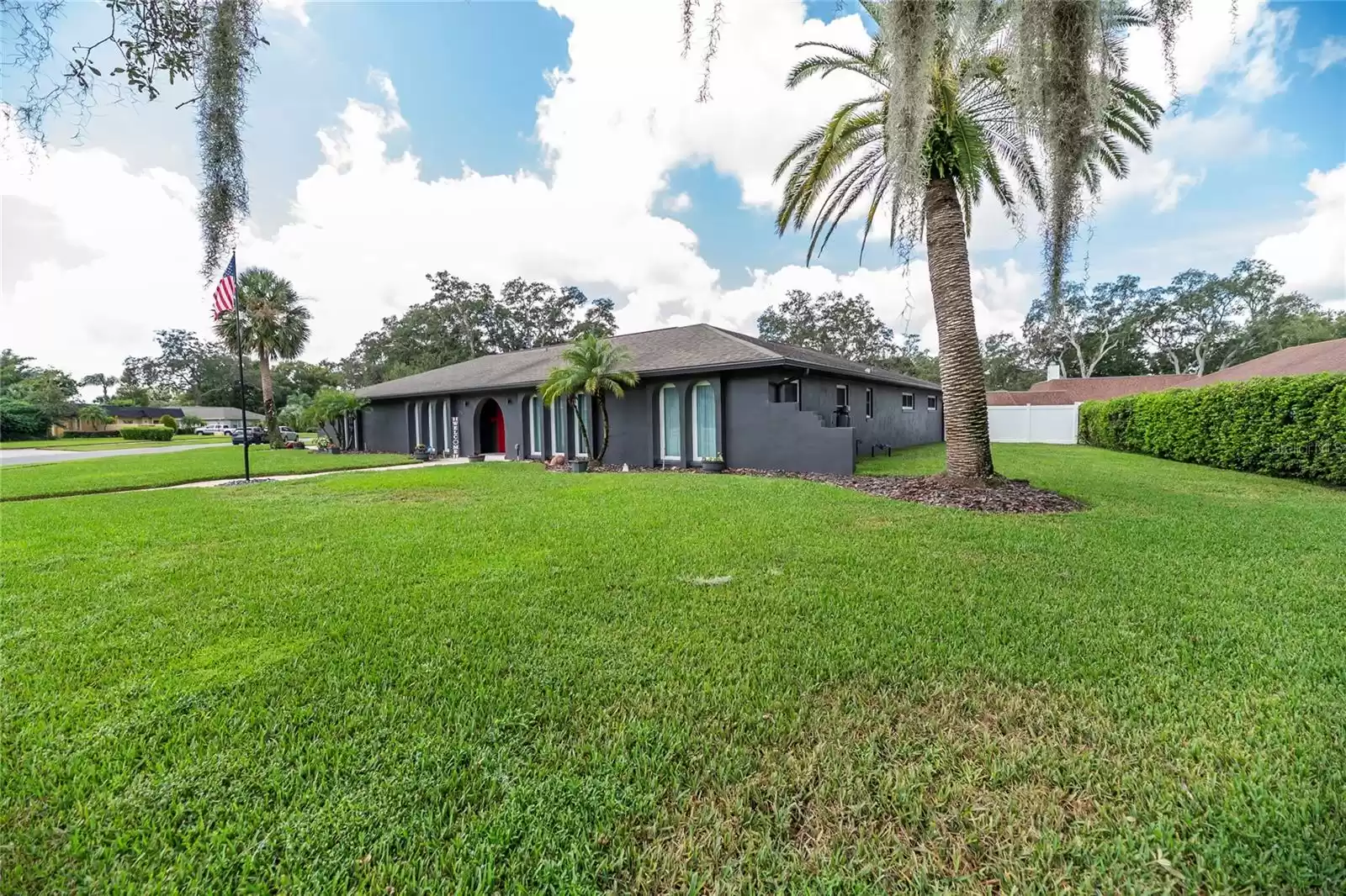 280 SPRING LAKE HILLS DRIVE, ALTAMONTE SPRINGS, Florida 32714, 4 Bedrooms Bedrooms, ,2 BathroomsBathrooms,Residential,For Sale,SPRING LAKE HILLS,MFRL4947697