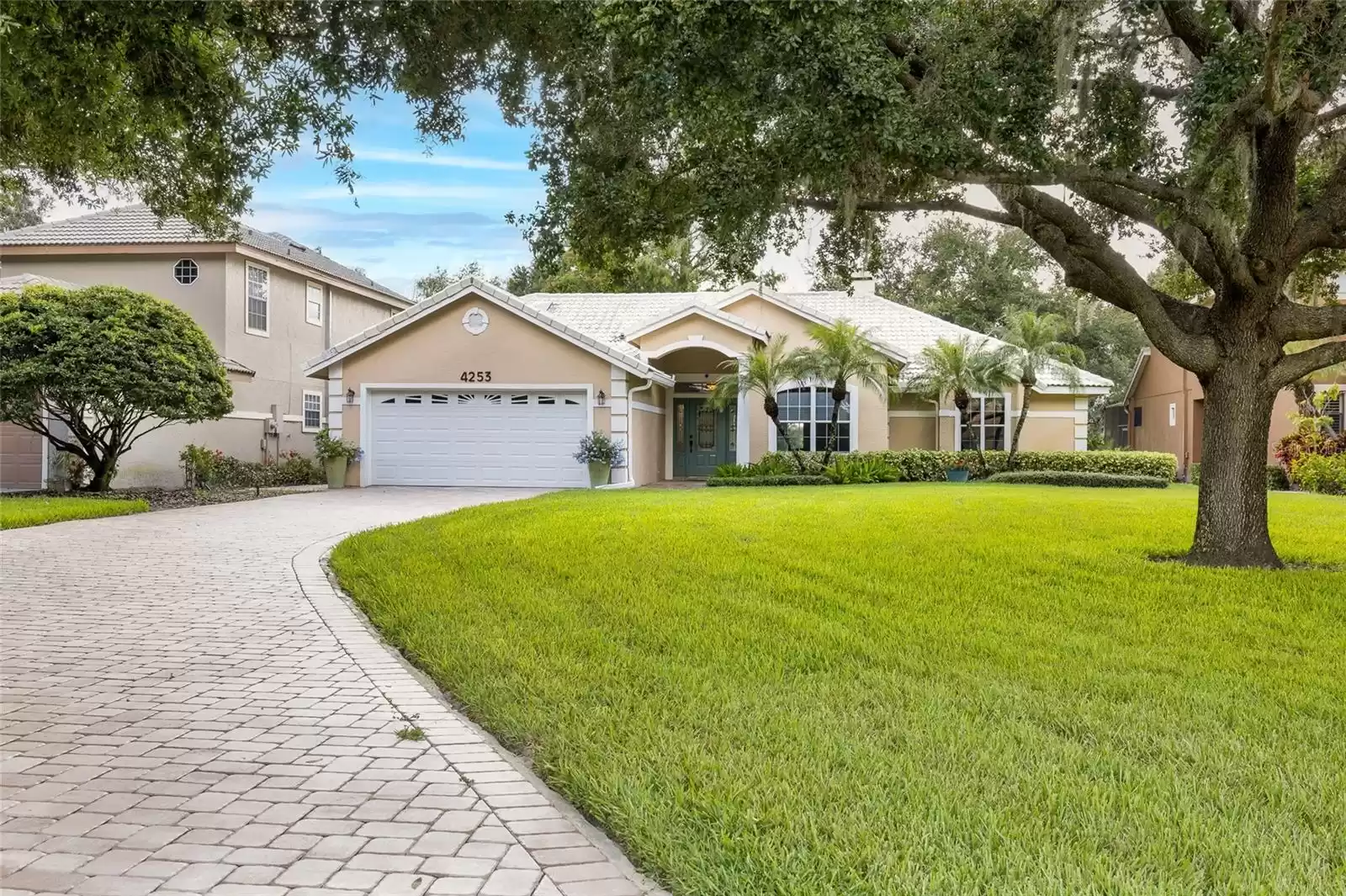 4253 WILLOW BAY DRIVE, WINTER GARDEN, Florida 34787, 3 Bedrooms Bedrooms, ,2 BathroomsBathrooms,Residential,For Sale,WILLOW BAY,MFRO6243561