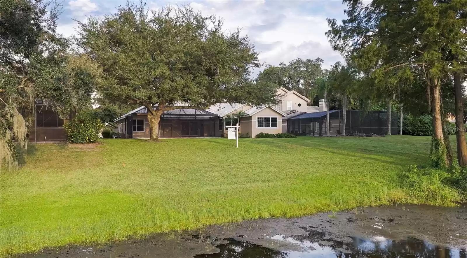 4253 WILLOW BAY DRIVE, WINTER GARDEN, Florida 34787, 3 Bedrooms Bedrooms, ,2 BathroomsBathrooms,Residential,For Sale,WILLOW BAY,MFRO6243561