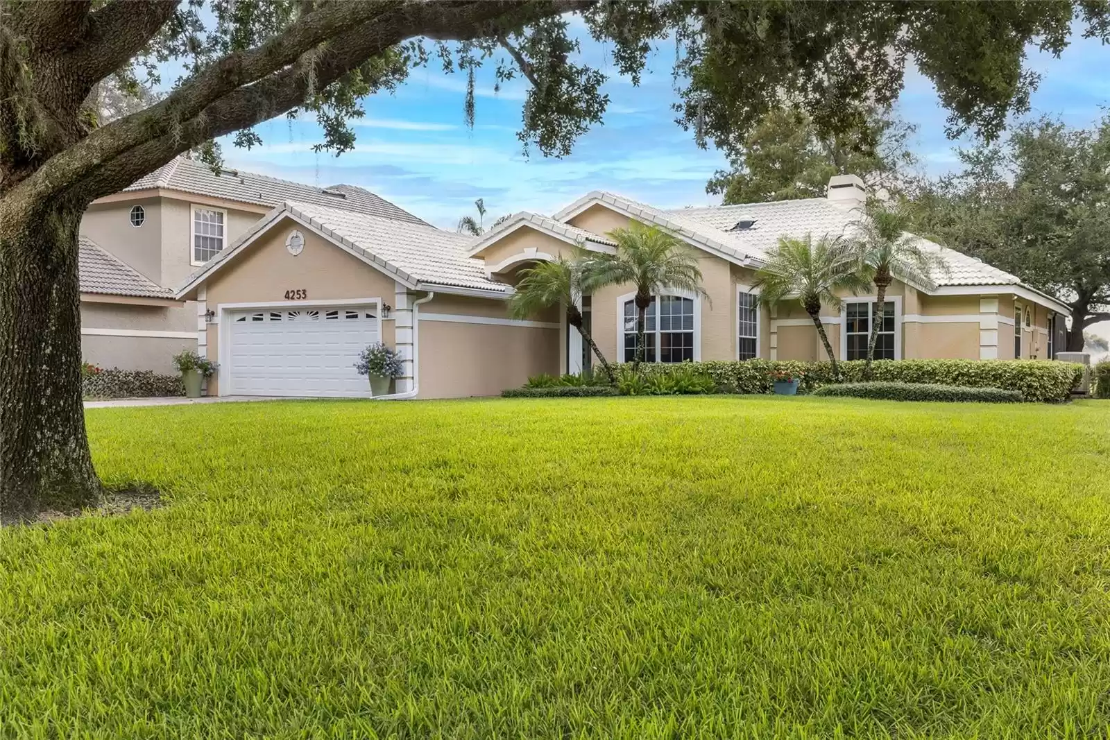 4253 WILLOW BAY DRIVE, WINTER GARDEN, Florida 34787, 3 Bedrooms Bedrooms, ,2 BathroomsBathrooms,Residential,For Sale,WILLOW BAY,MFRO6243561