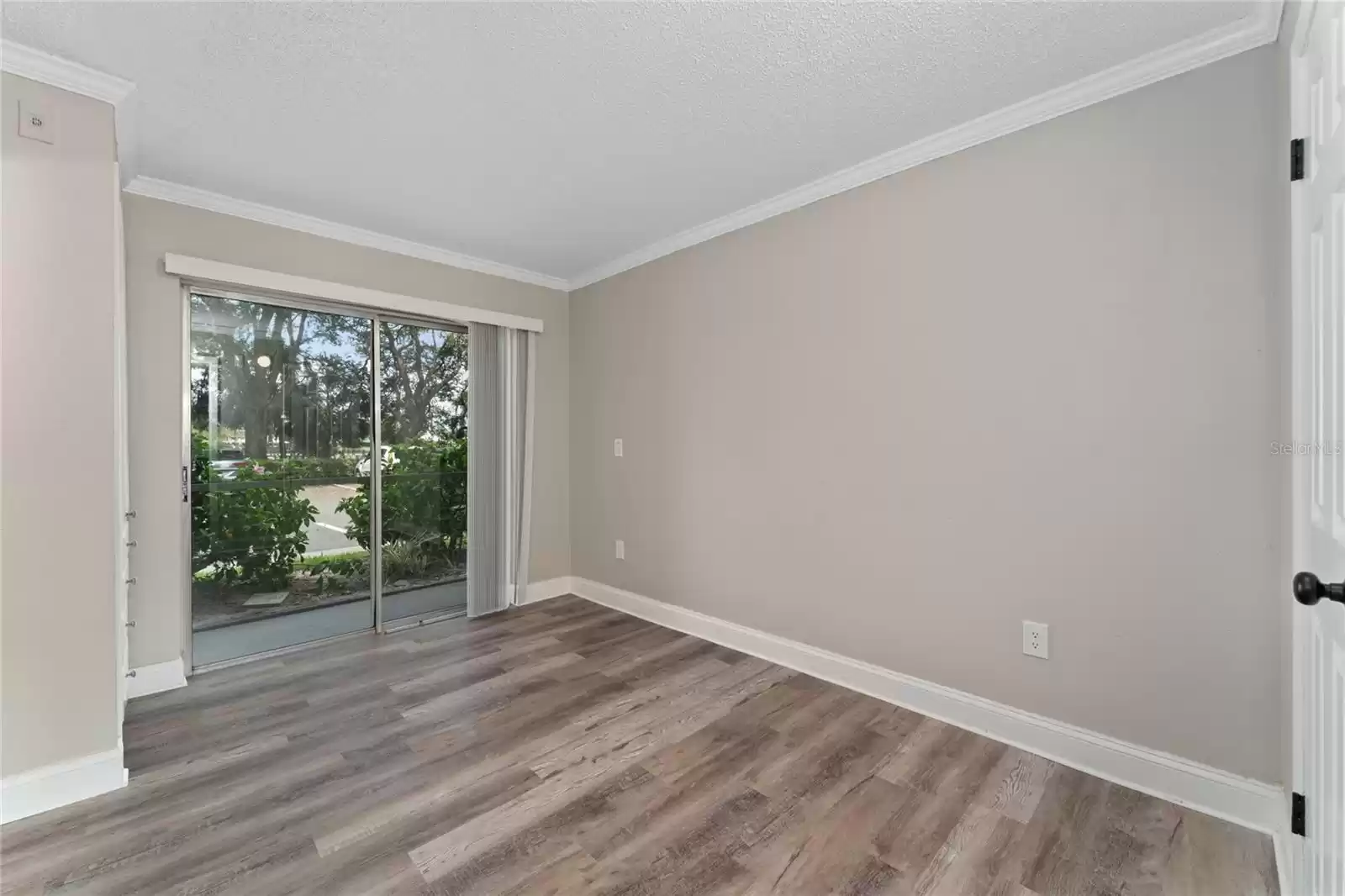 127 OYSTER BAY CIRCLE, ALTAMONTE SPRINGS, Florida 32701, 1 Bedroom Bedrooms, ,1 BathroomBathrooms,Residential,For Sale,OYSTER BAY,MFRS5112693