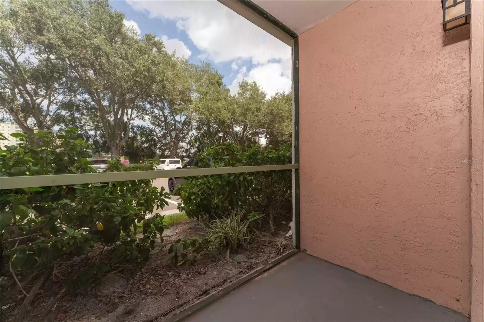 127 OYSTER BAY CIRCLE, ALTAMONTE SPRINGS, Florida 32701, 1 Bedroom Bedrooms, ,1 BathroomBathrooms,Residential,For Sale,OYSTER BAY,MFRS5112693