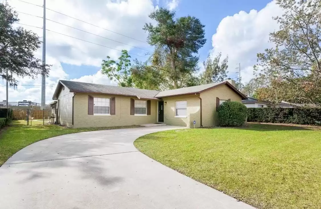 631 TRAILWOOD DRIVE, ALTAMONTE SPRINGS, Florida 32714, 3 Bedrooms Bedrooms, ,2 BathroomsBathrooms,Residential,For Sale,TRAILWOOD,MFRO6243250