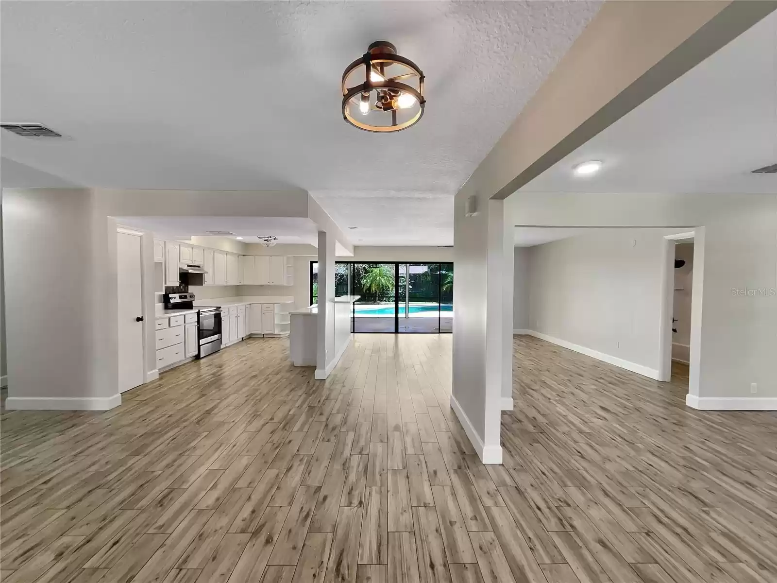 7569 BENT BOW TRAIL, WINTER PARK, Florida 32792, 4 Bedrooms Bedrooms, ,2 BathroomsBathrooms,Residential,For Sale,BENT BOW,MFRO6227932